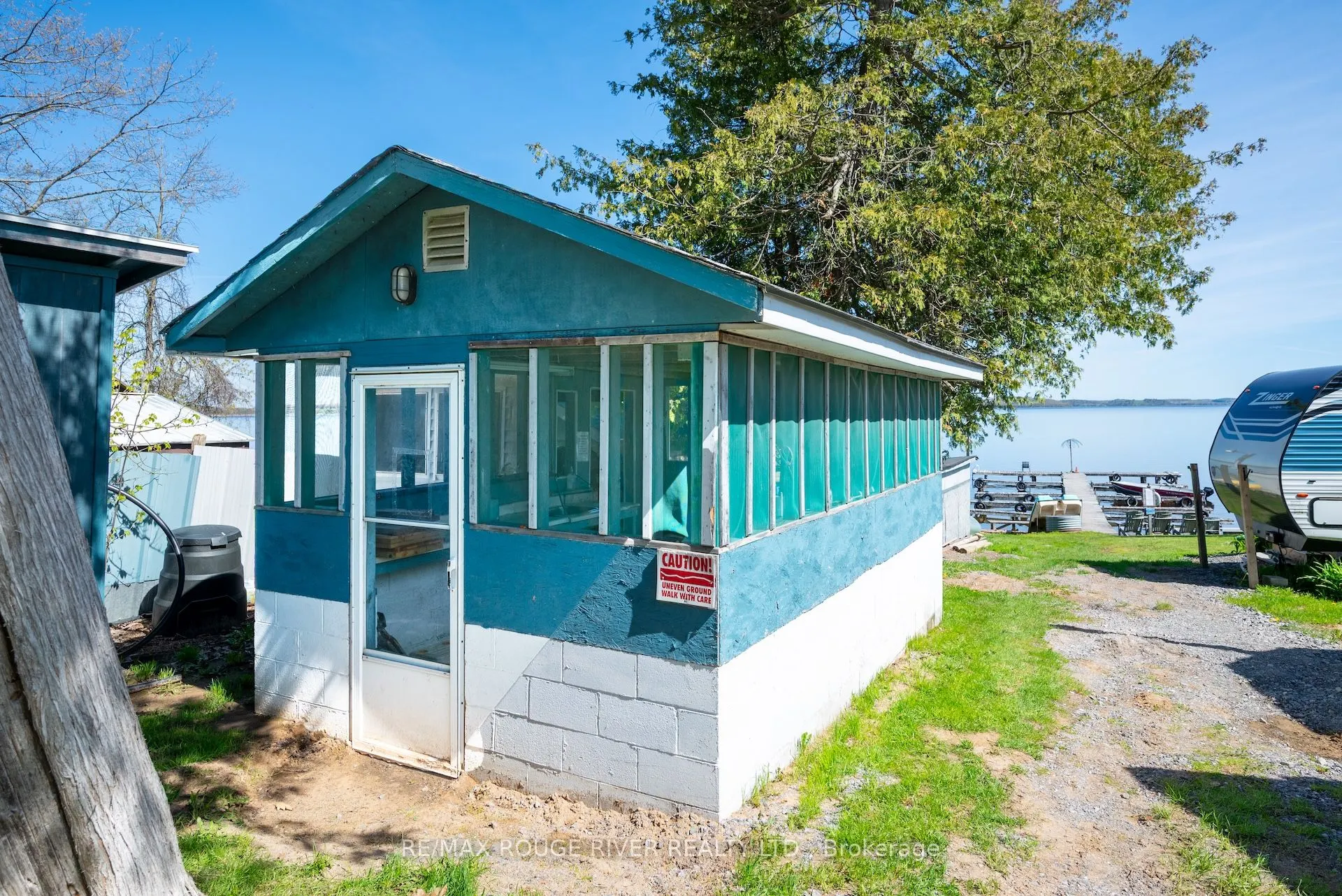 6099 Curtis Point Road