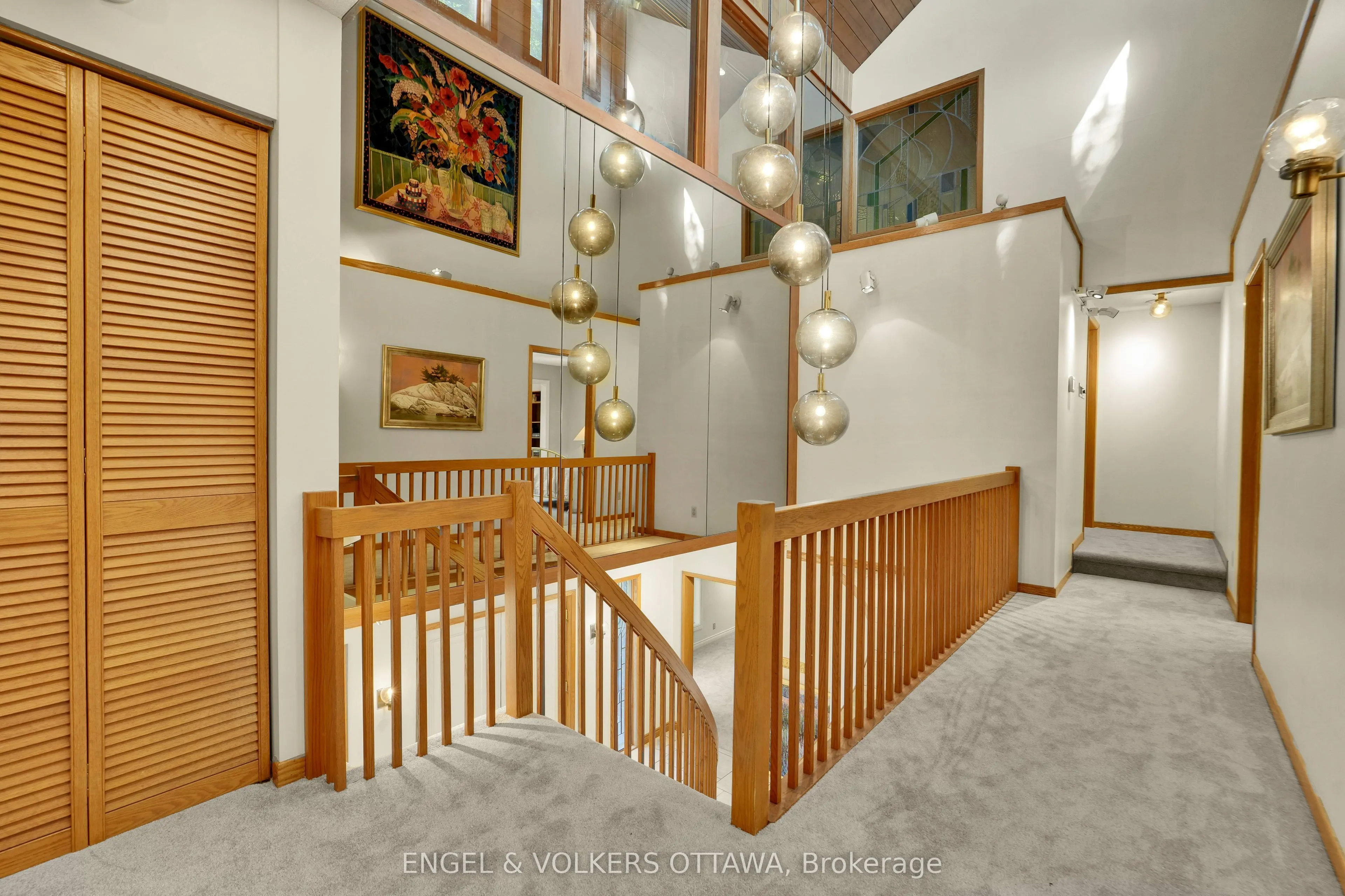 7 Mid Pines Grove