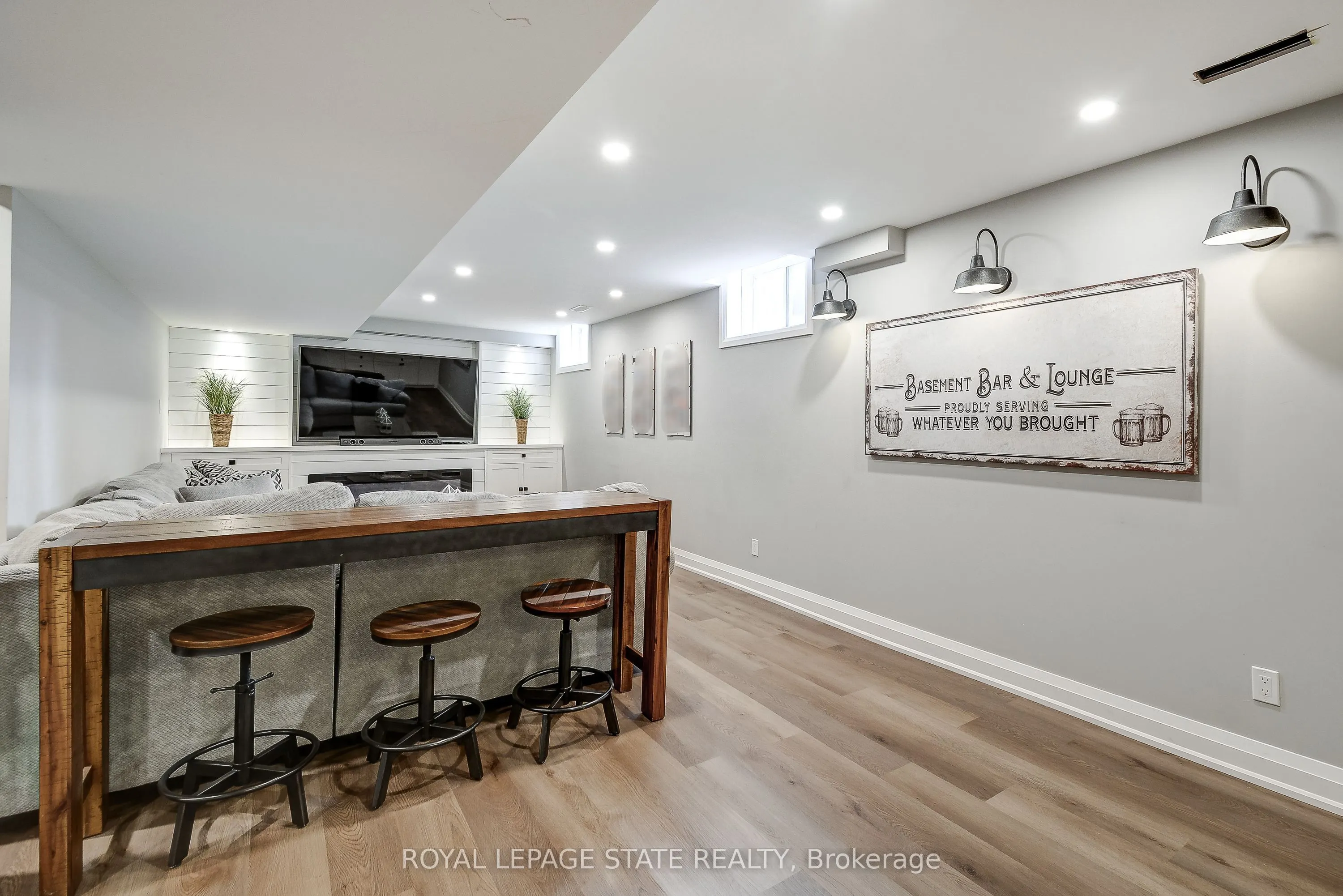23 McKnight Avenue