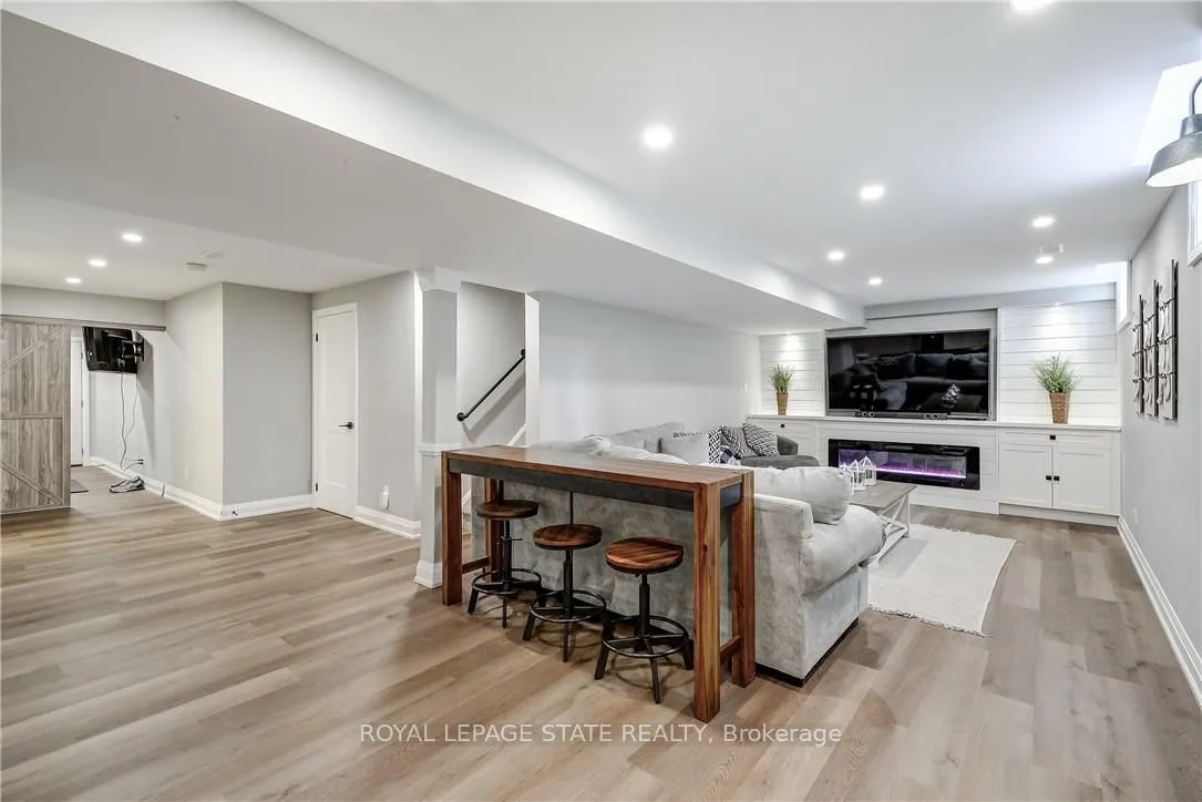 23 McKnight Avenue
