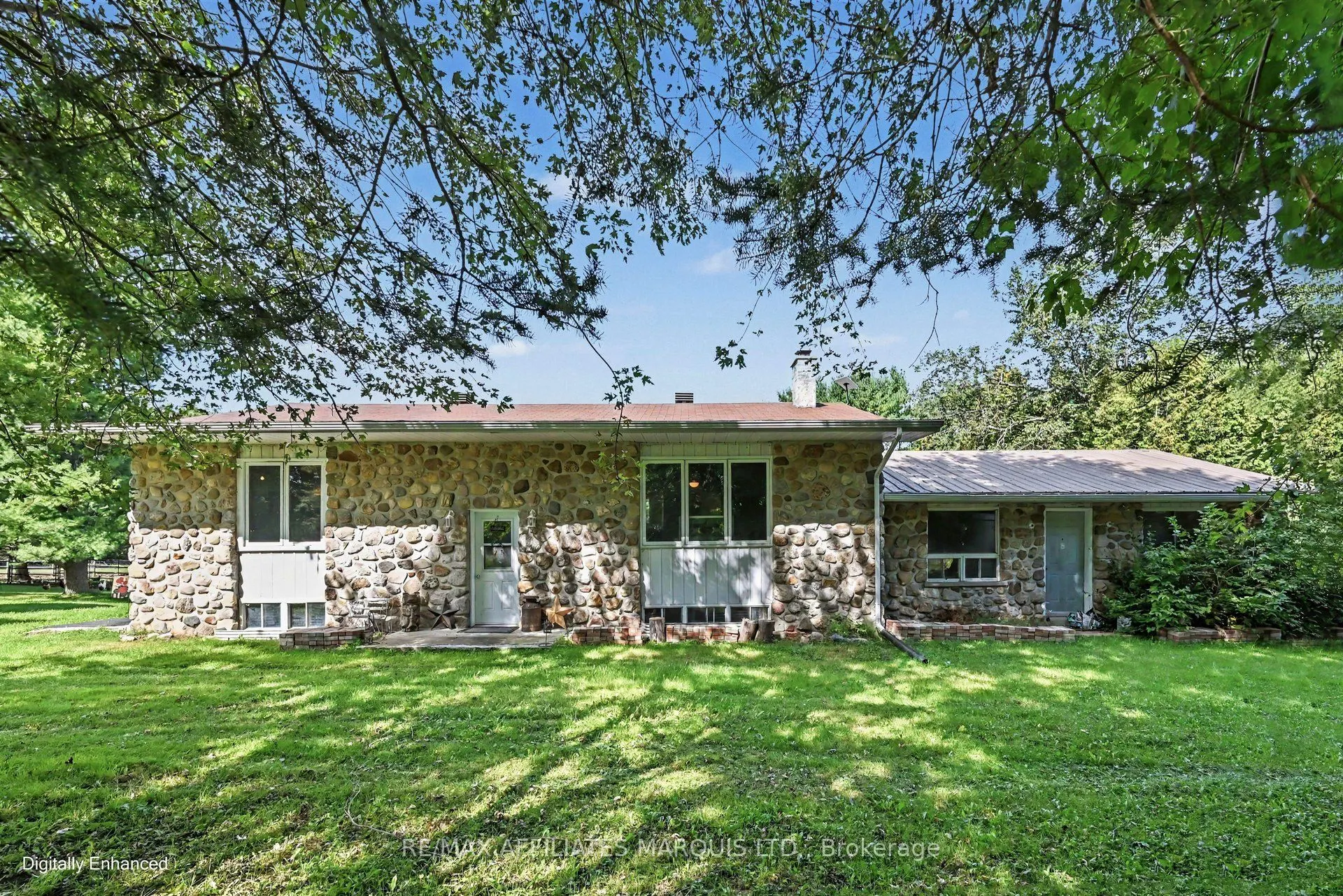 21111 Conc 8 Road