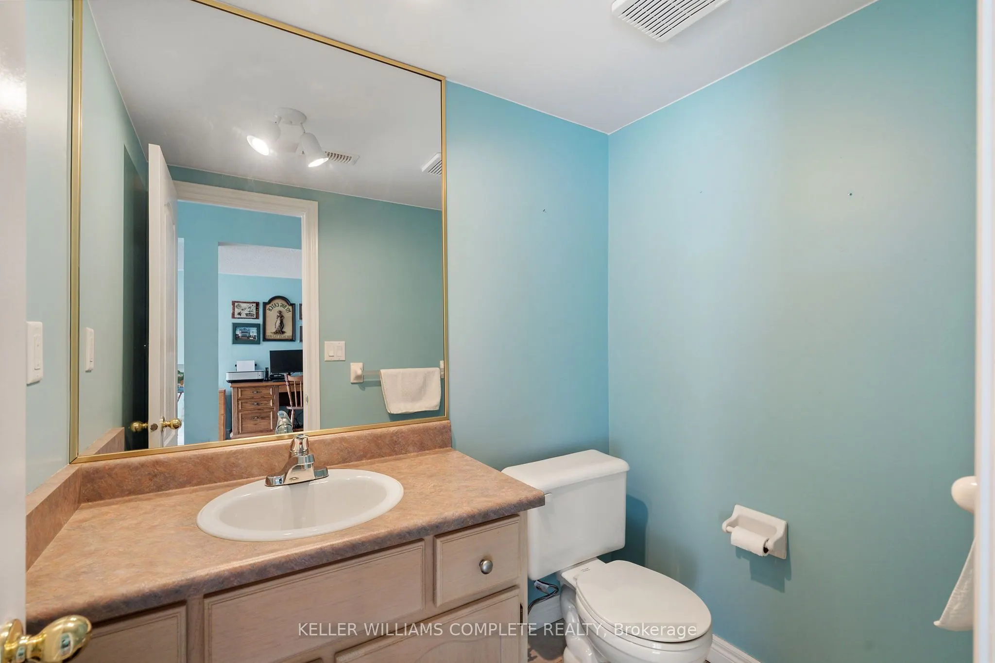 85 Edgewater Drive #10