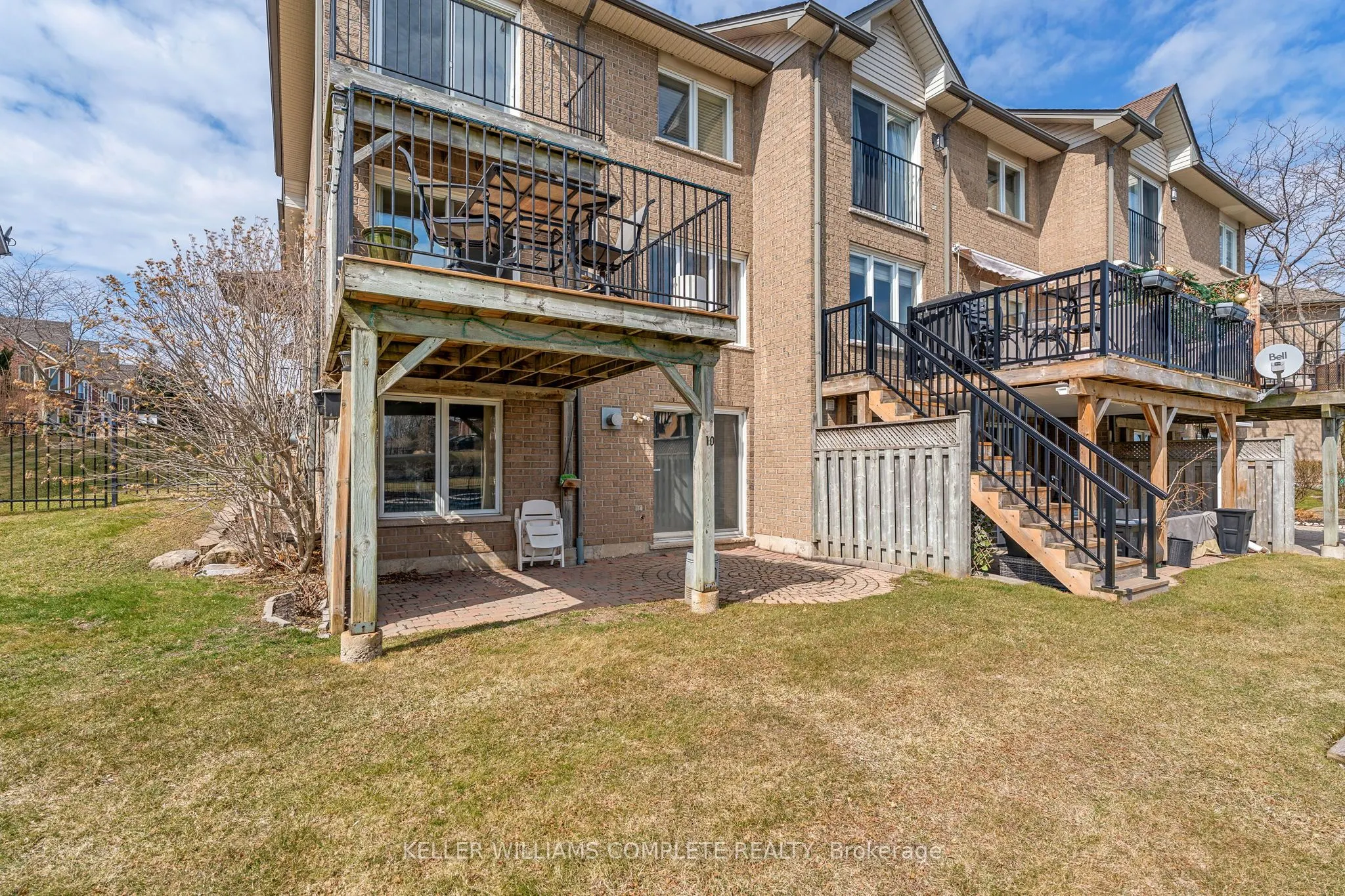 85 Edgewater Drive #10
