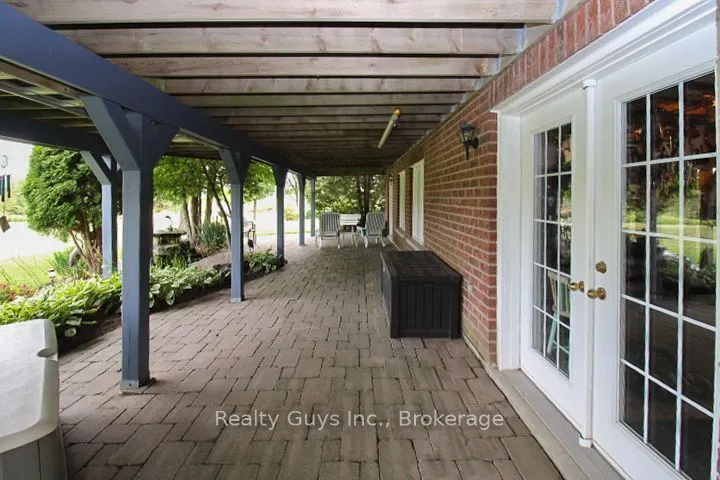 16 Crescent Moon Lane