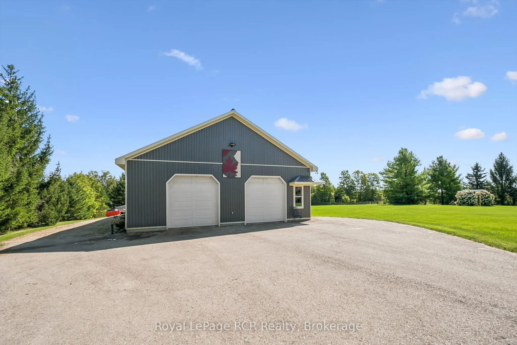 411491 Southgate 41 Side Road