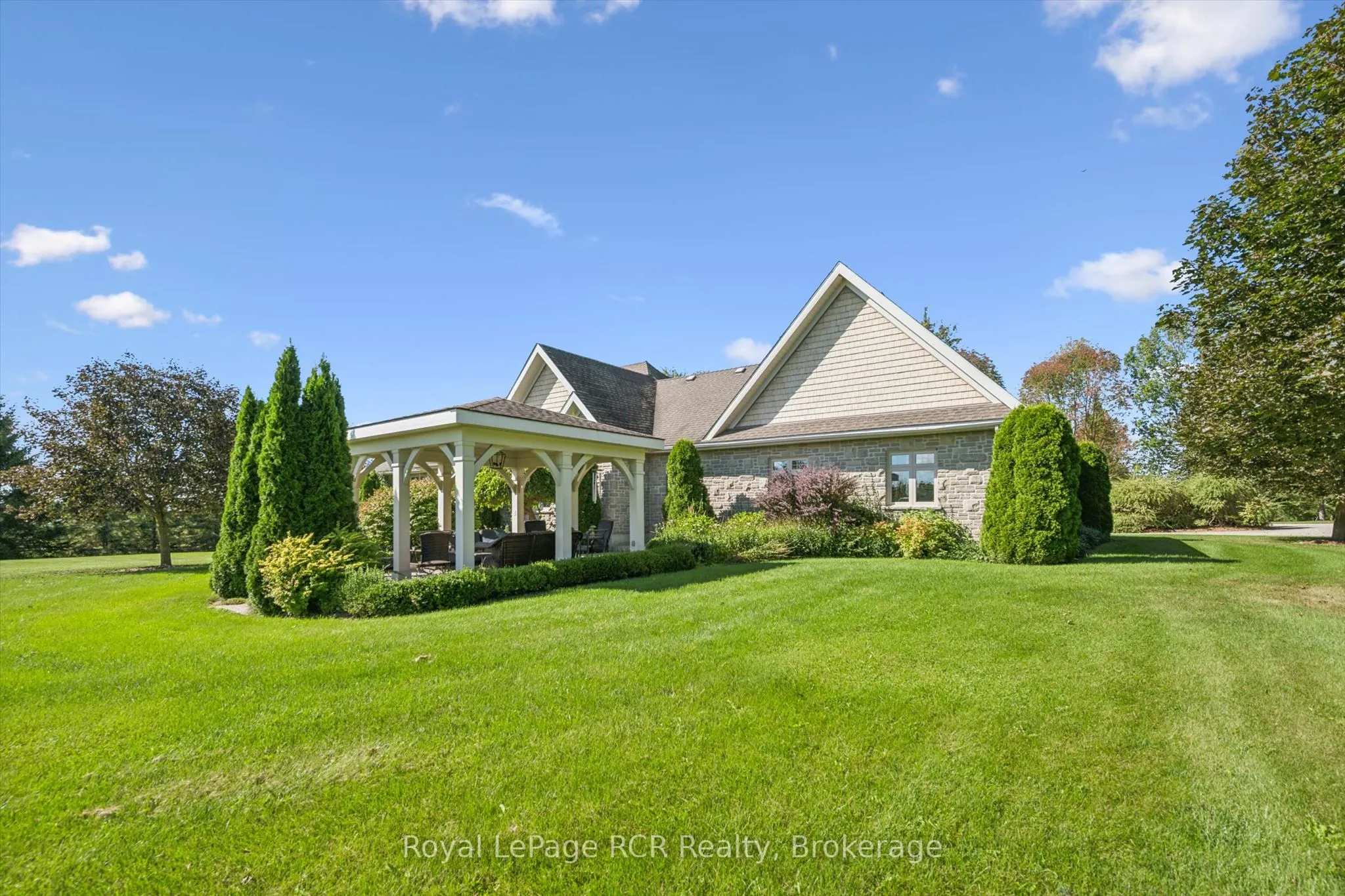 411491 Southgate 41 Side Road
