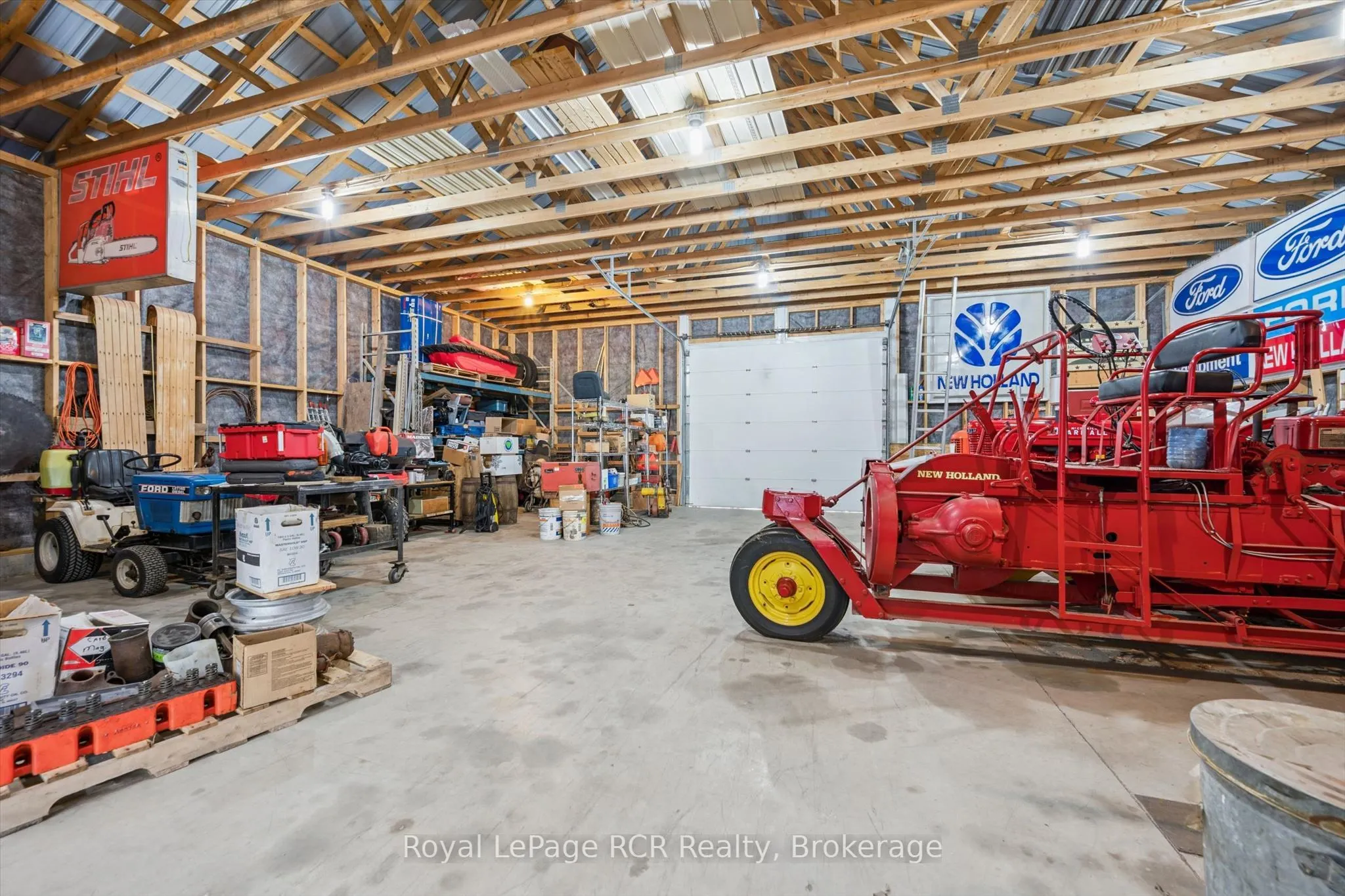 411491 Southgate 41 Side Road