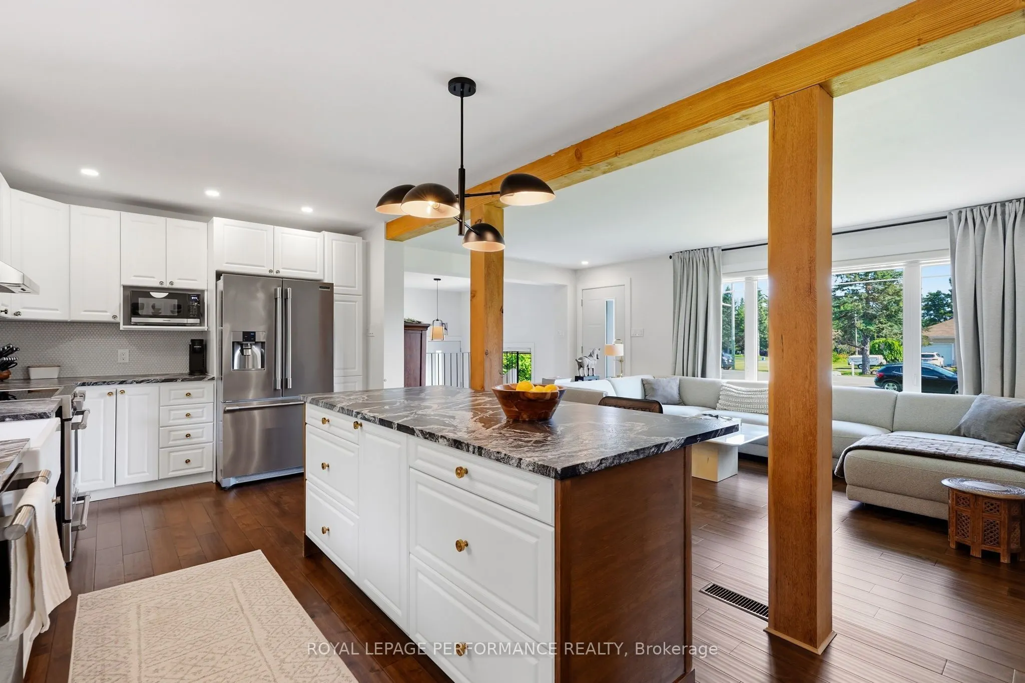 3786 Front Road