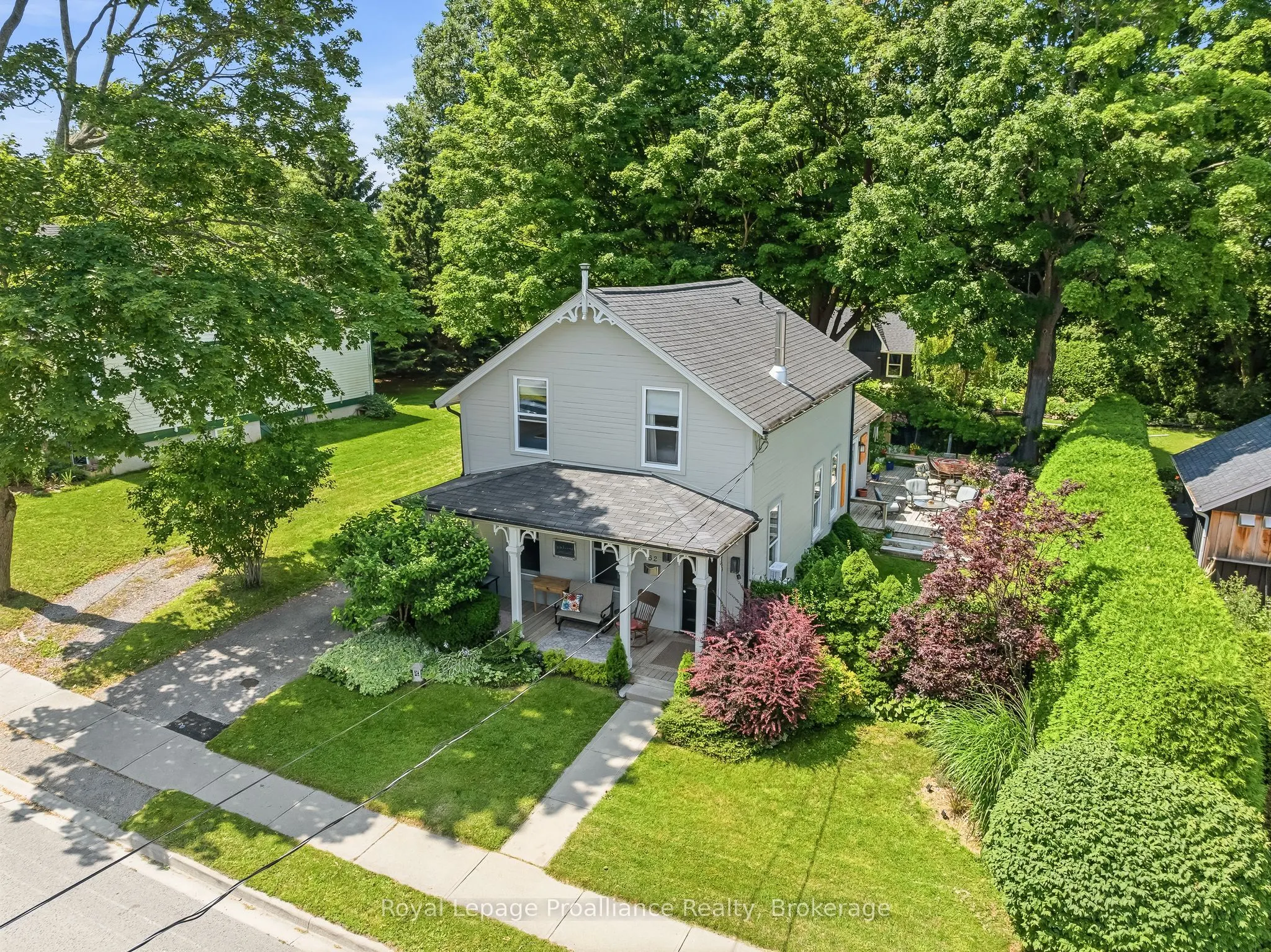 52 Bramley Street S