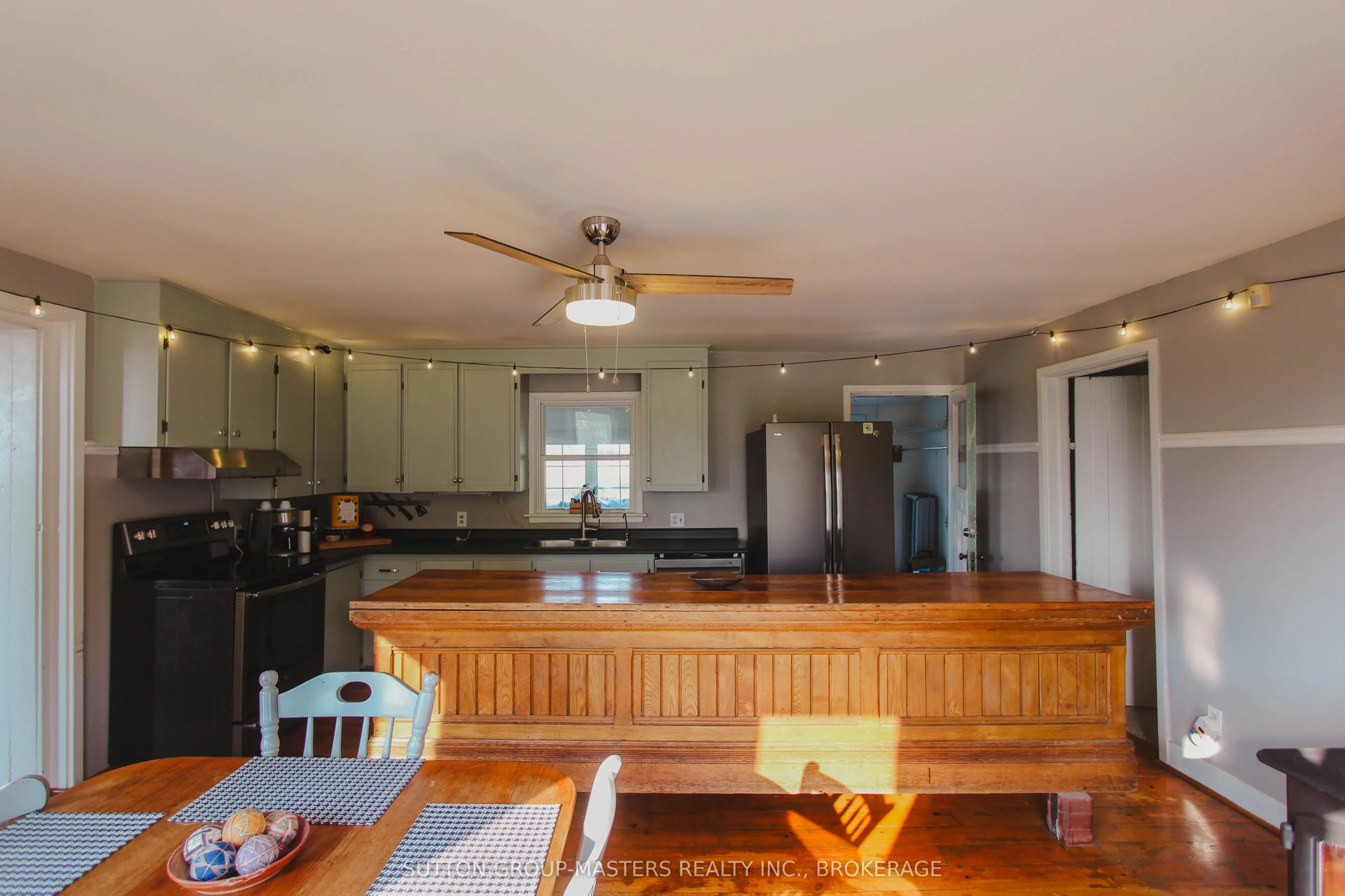 3858 County Rd 1 Road