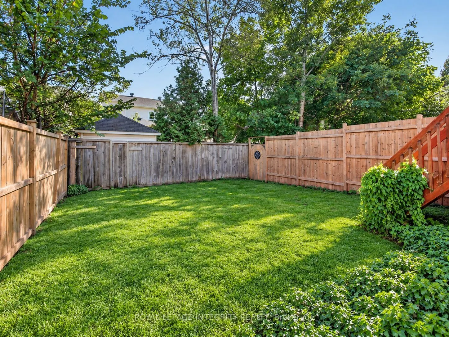 848 White Alder Avenue