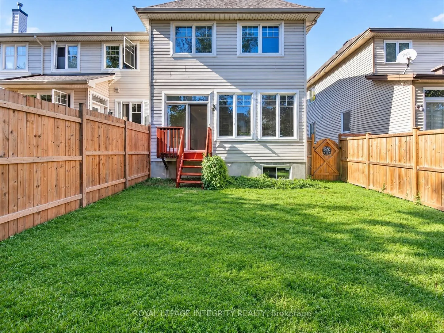 848 White Alder Avenue