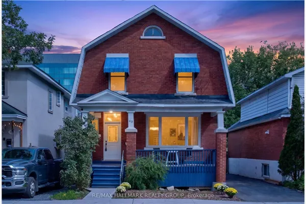 43 Huron Avenue N