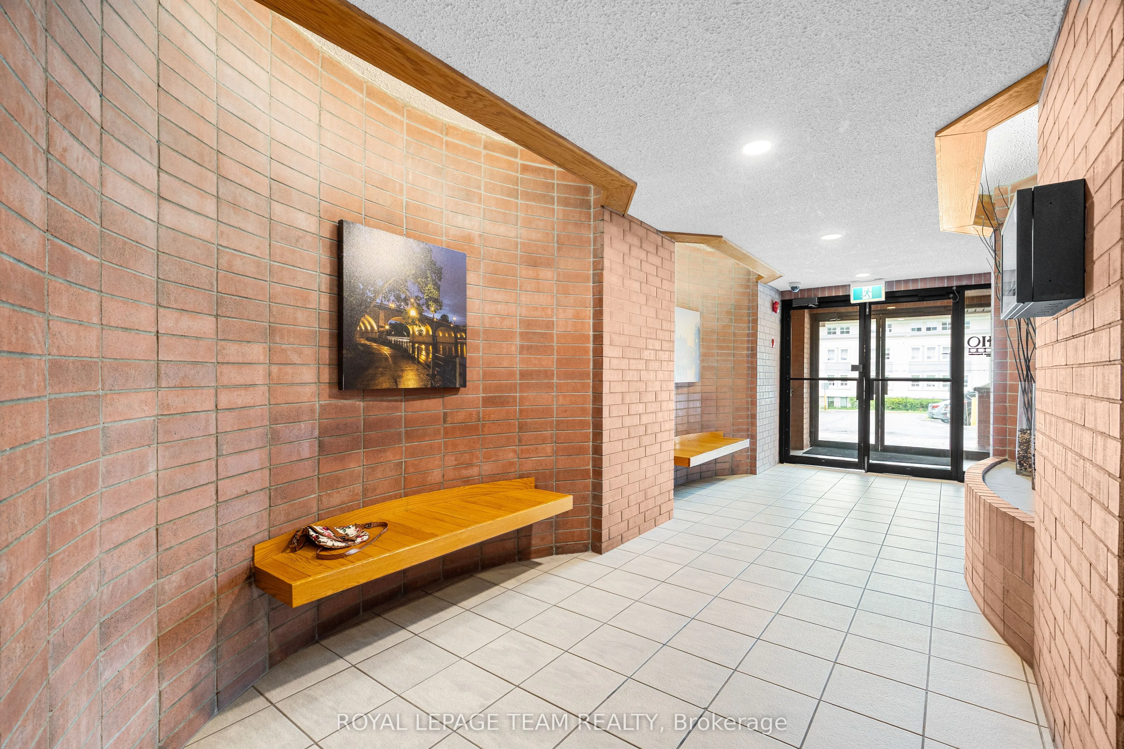 1180 OHIO Street #301