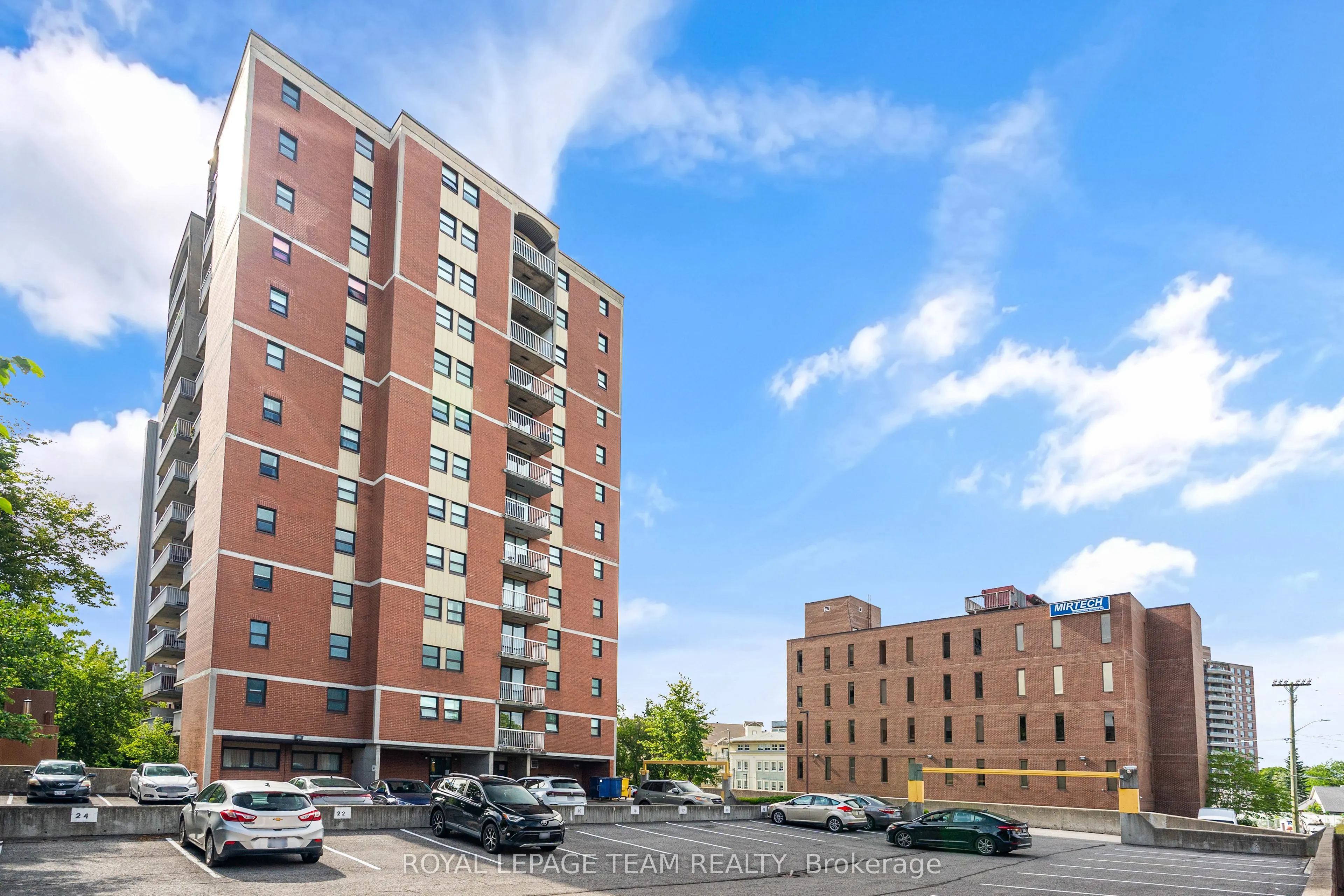 1180 OHIO Street #301