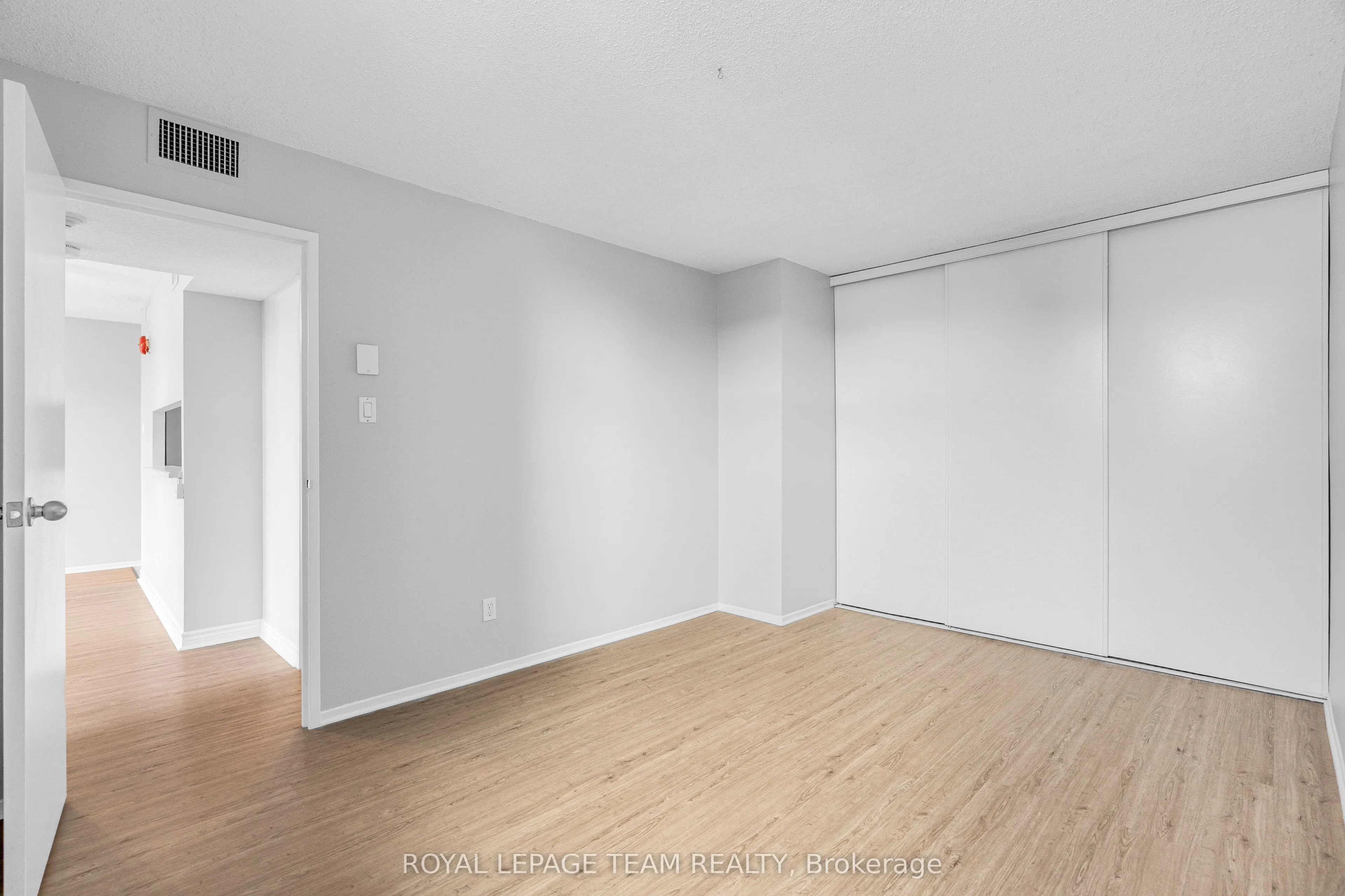 1180 OHIO Street #301