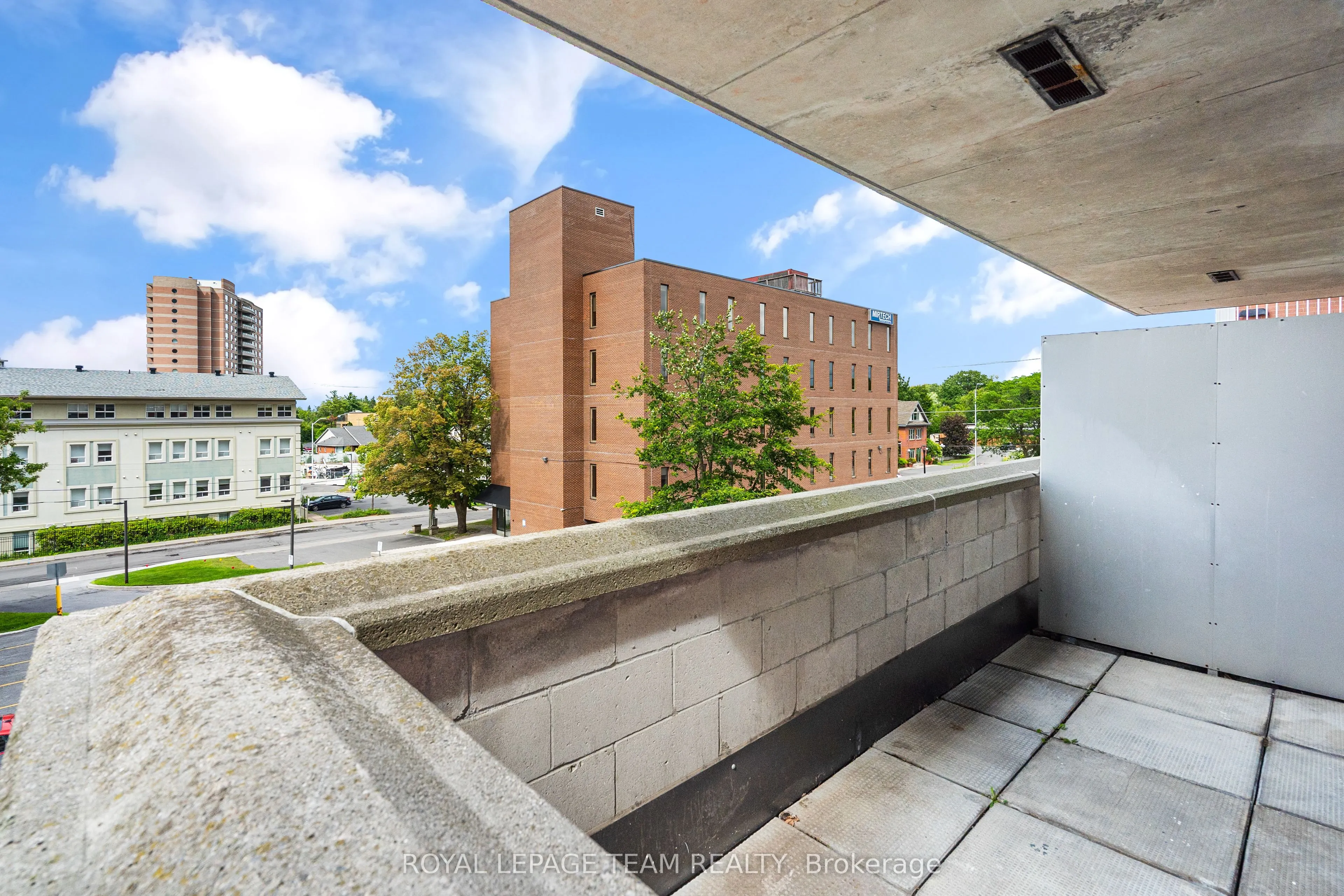 1180 OHIO Street #301