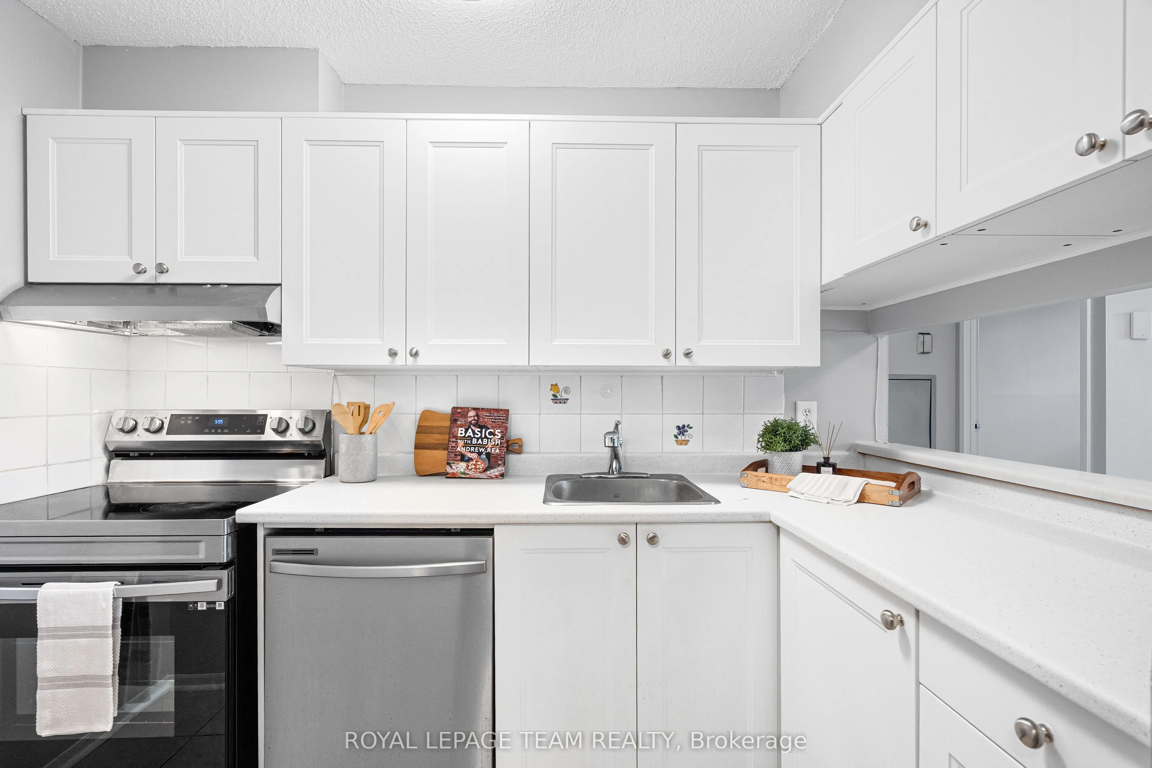 1180 OHIO Street #301