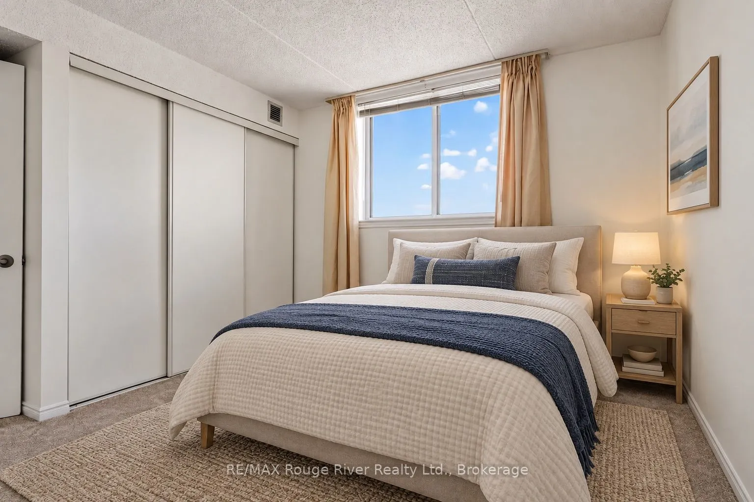1 Queen Street #402
