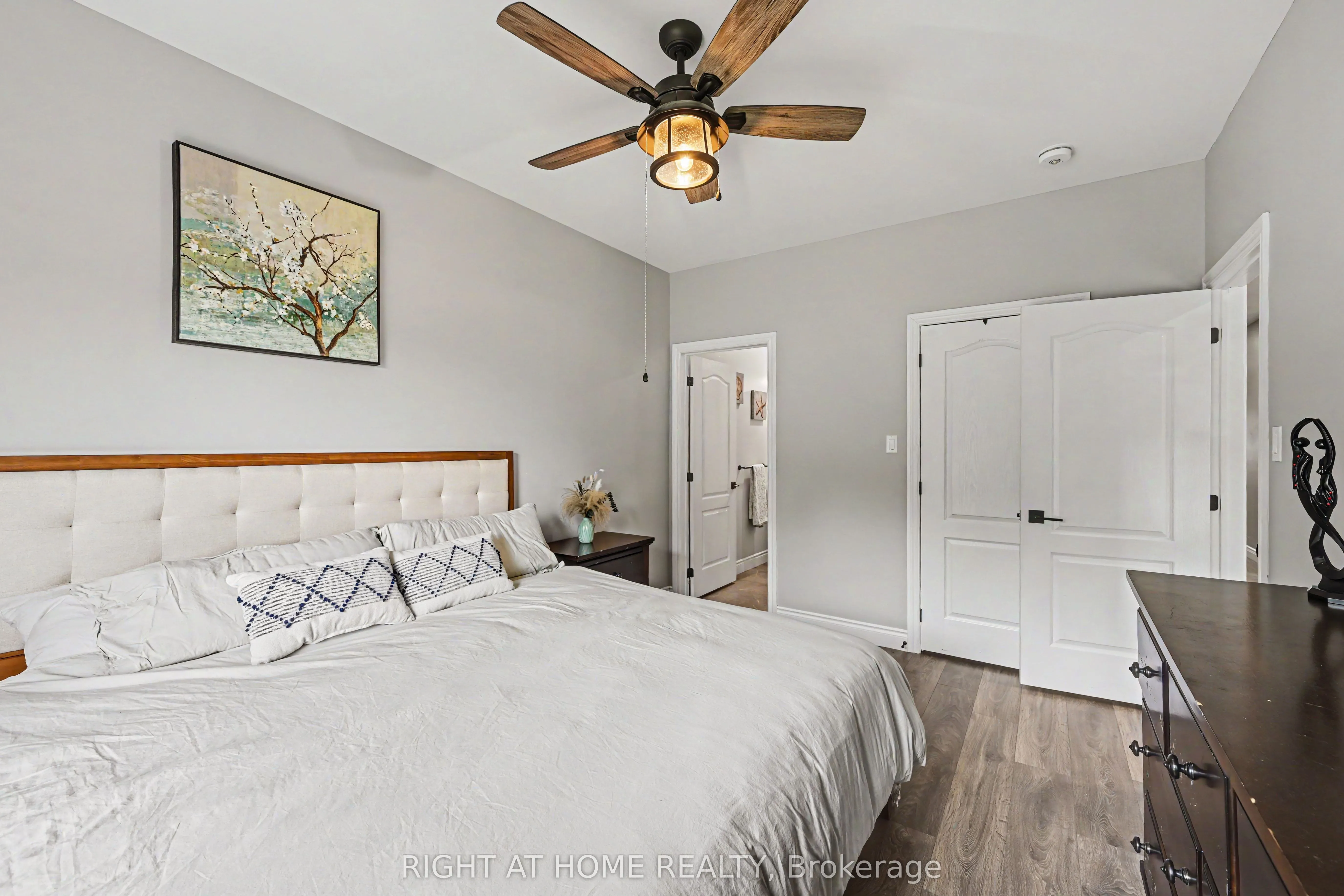 306 Forestview Crescent
