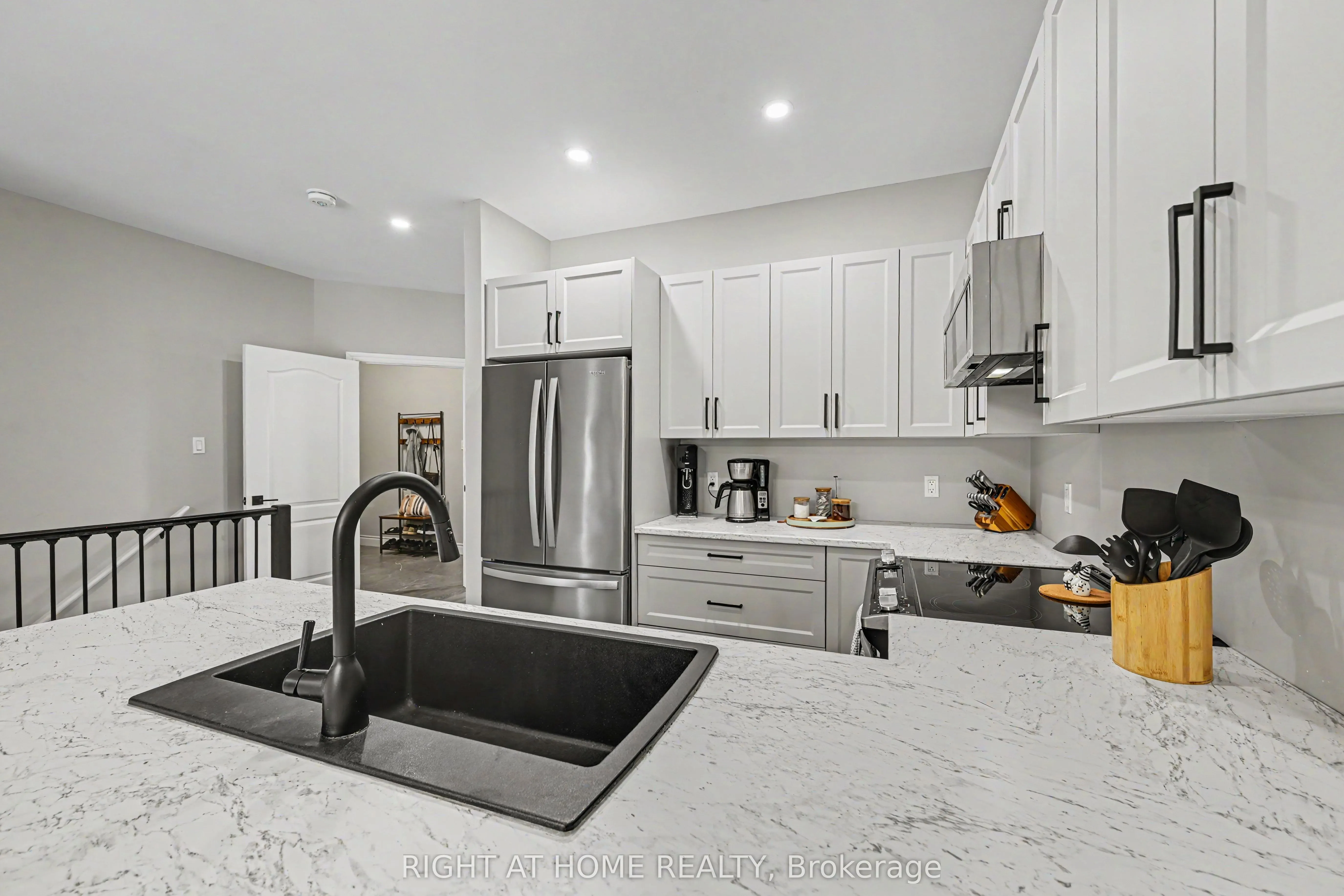 306 Forestview Crescent