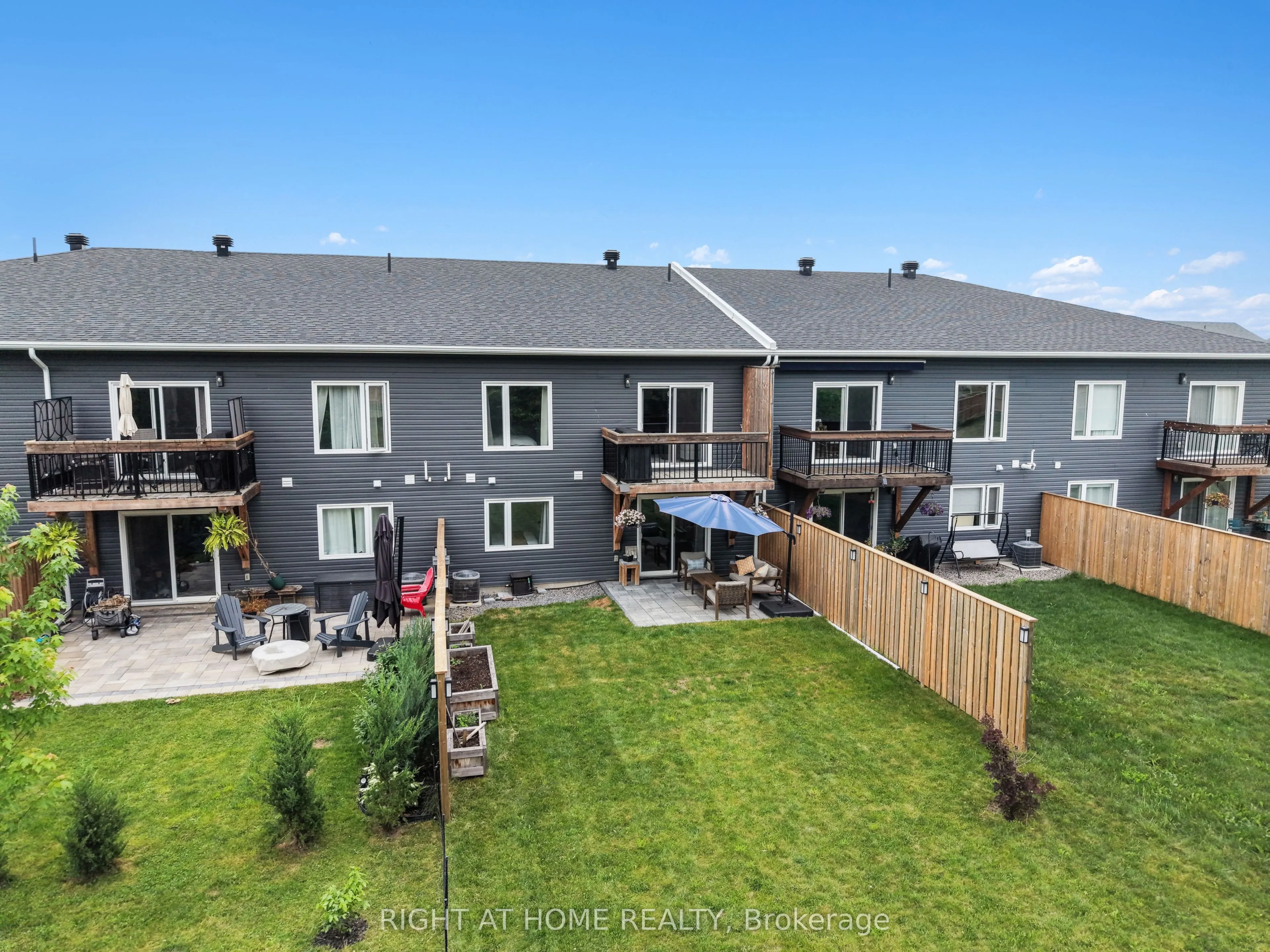 306 Forestview Crescent