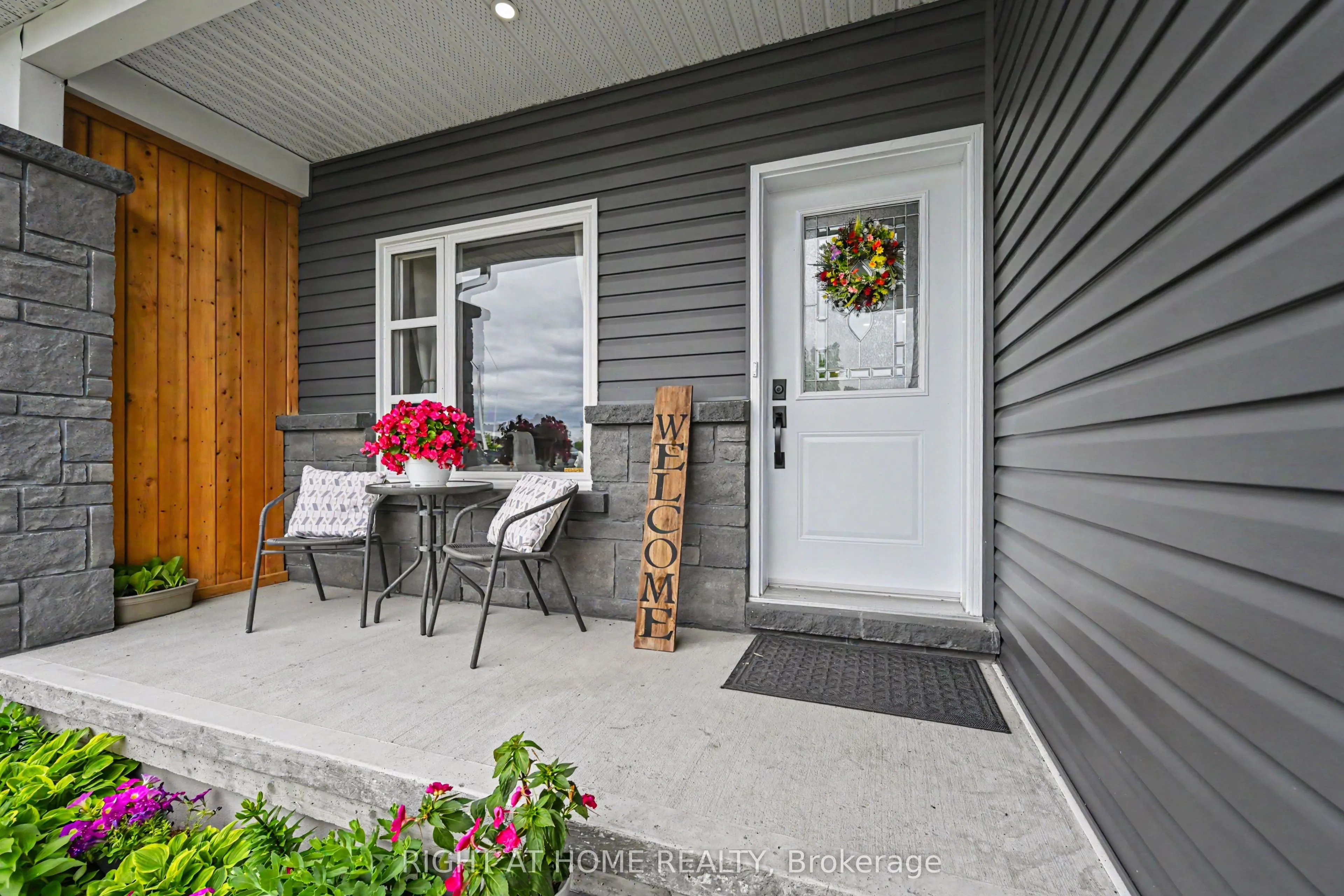306 Forestview Crescent