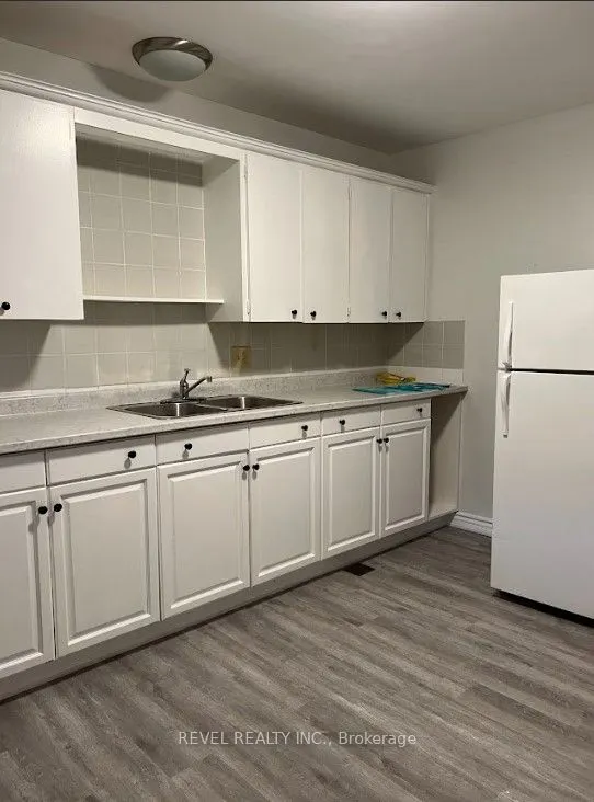 3 Robinson Street #2