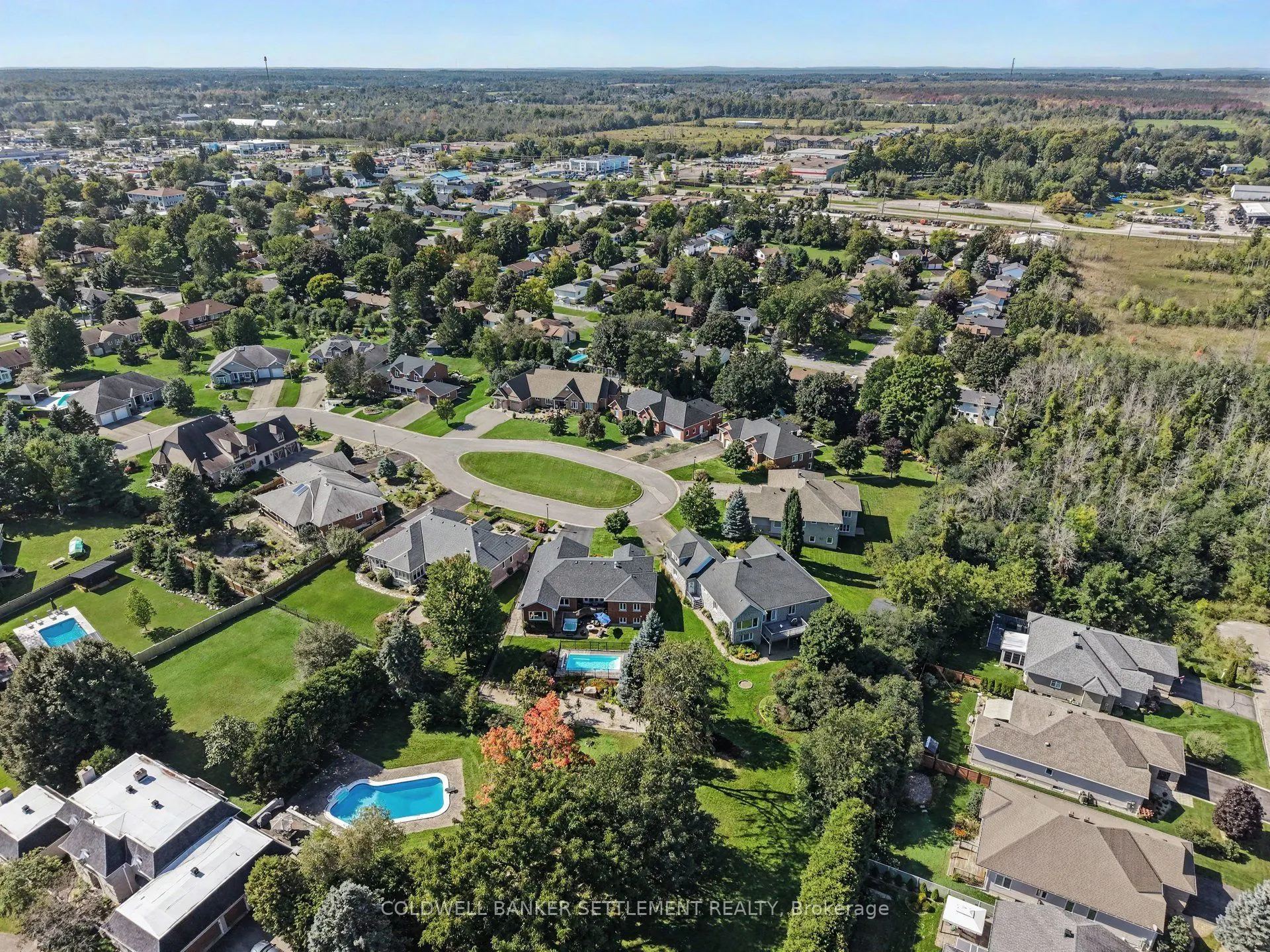 8 Taggart Crescent