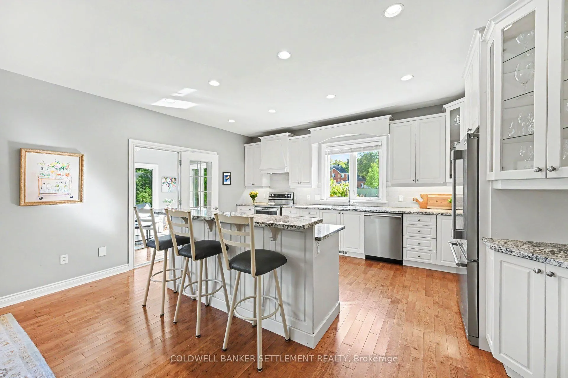 8 Taggart Crescent