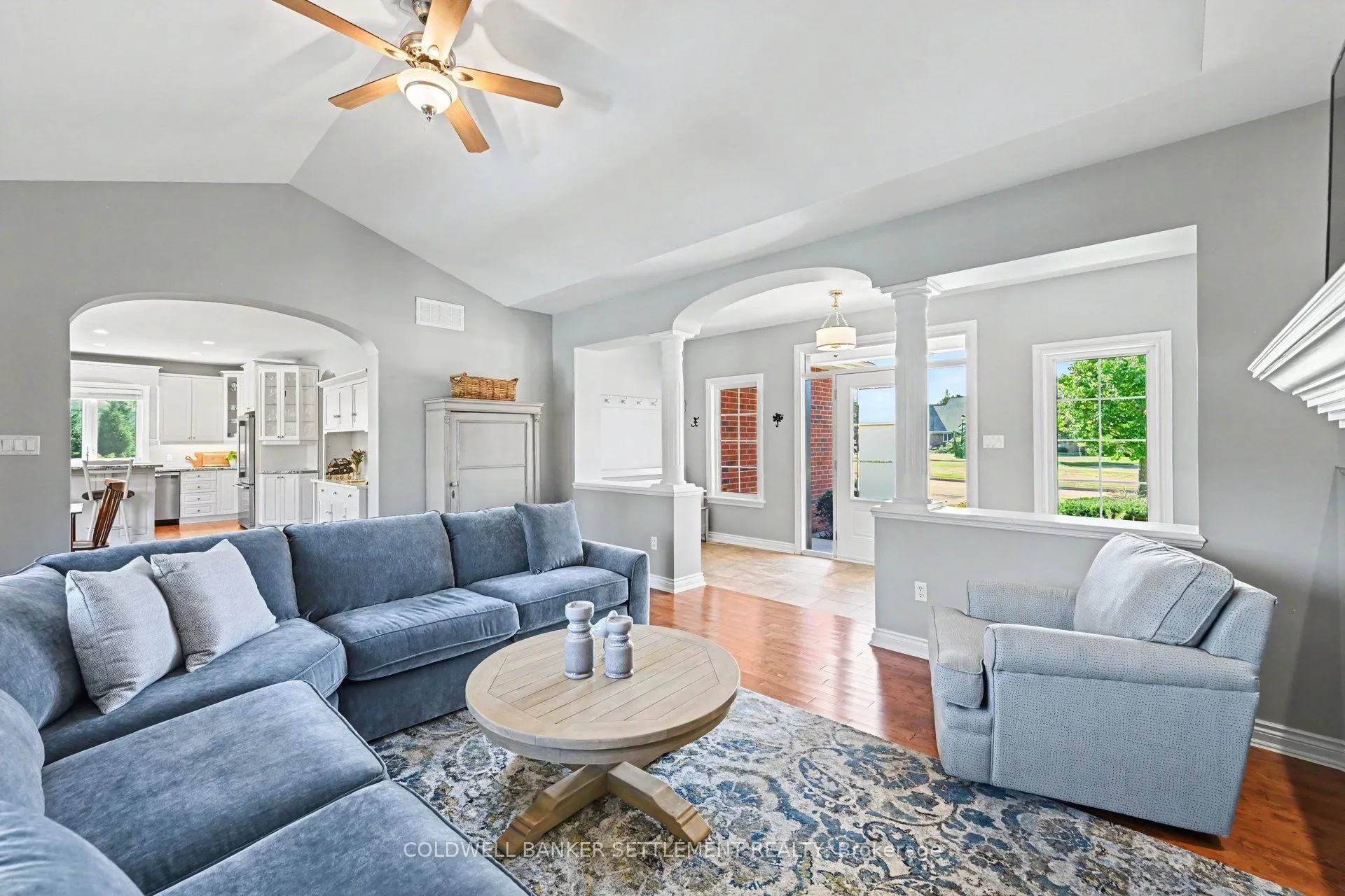 8 Taggart Crescent