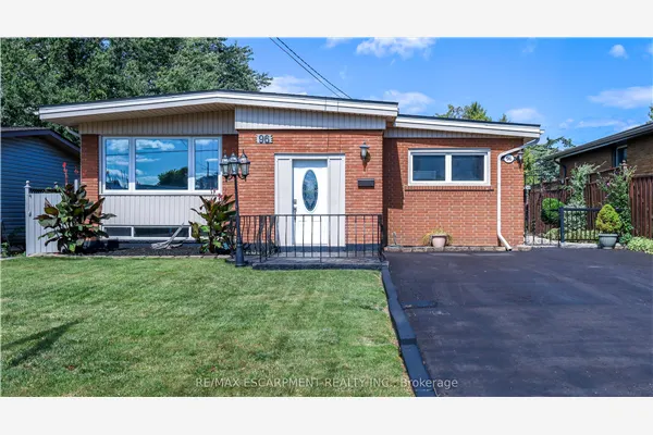 96 Fielding Crescent