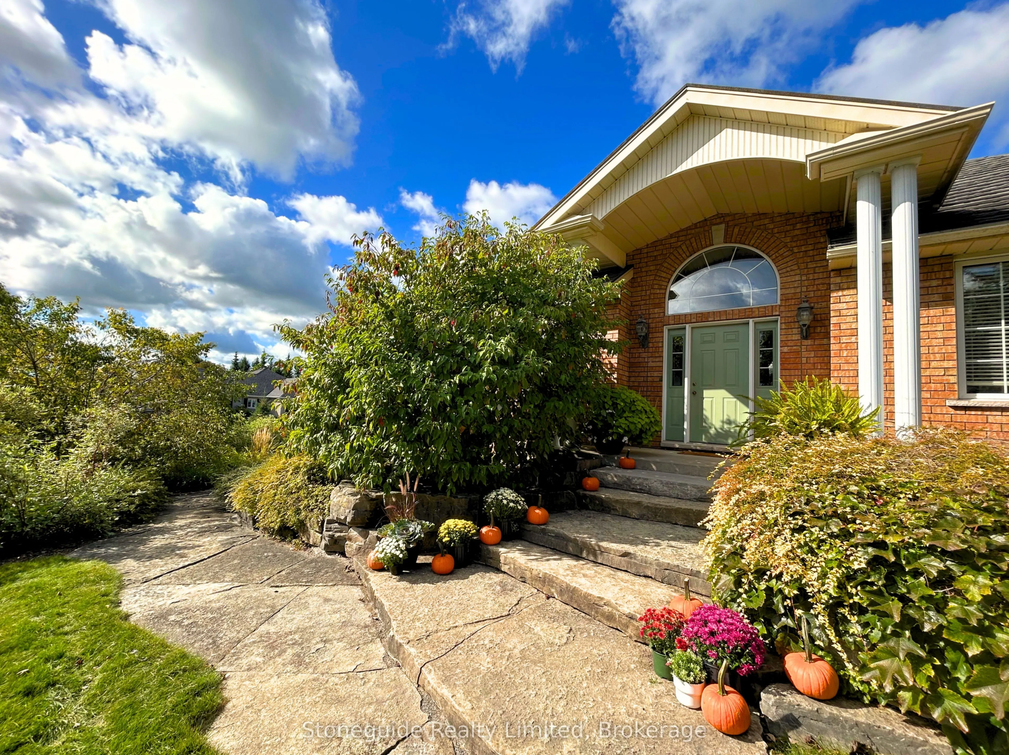 1580 College Park Drive