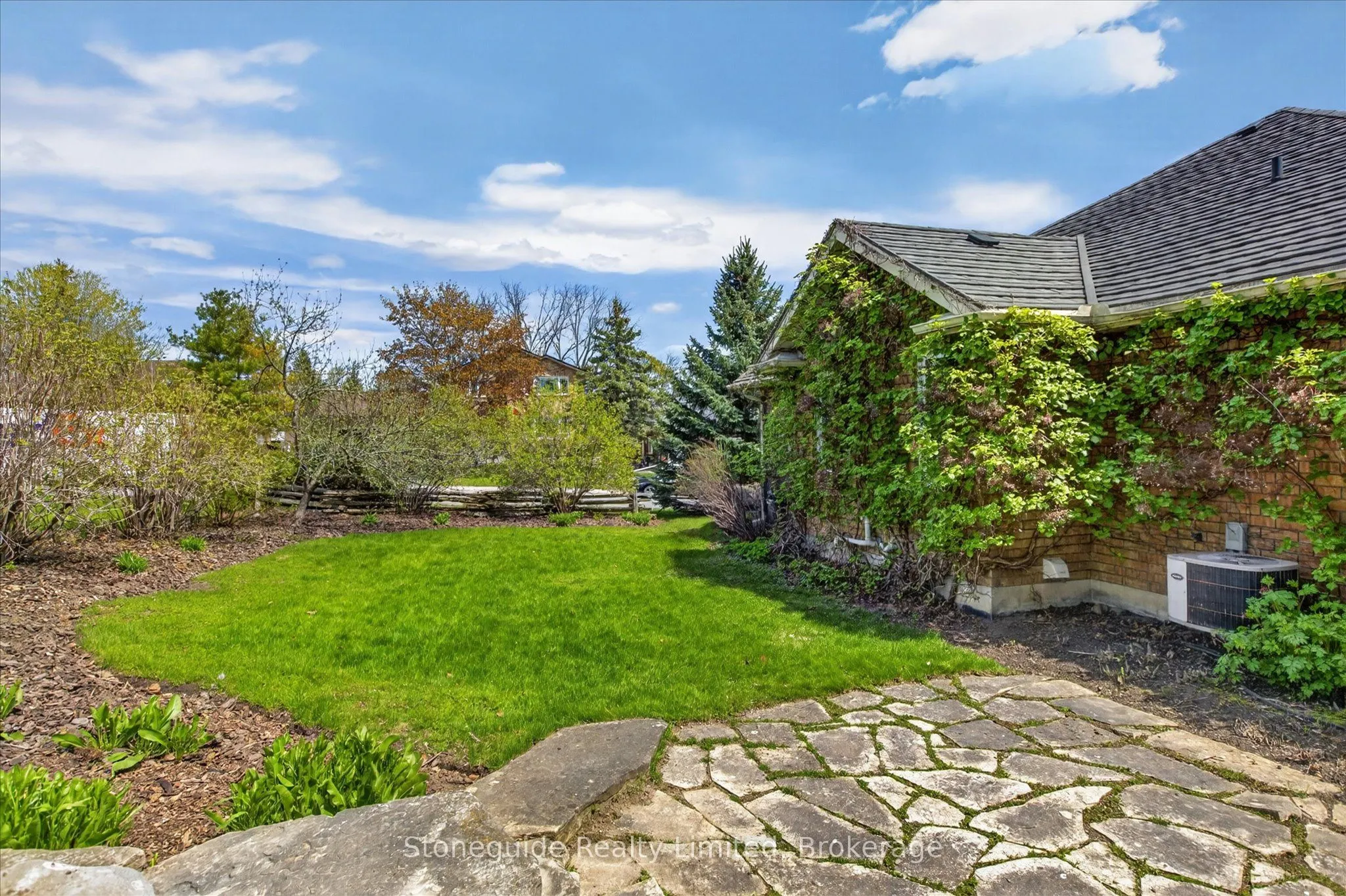 1580 College Park Drive