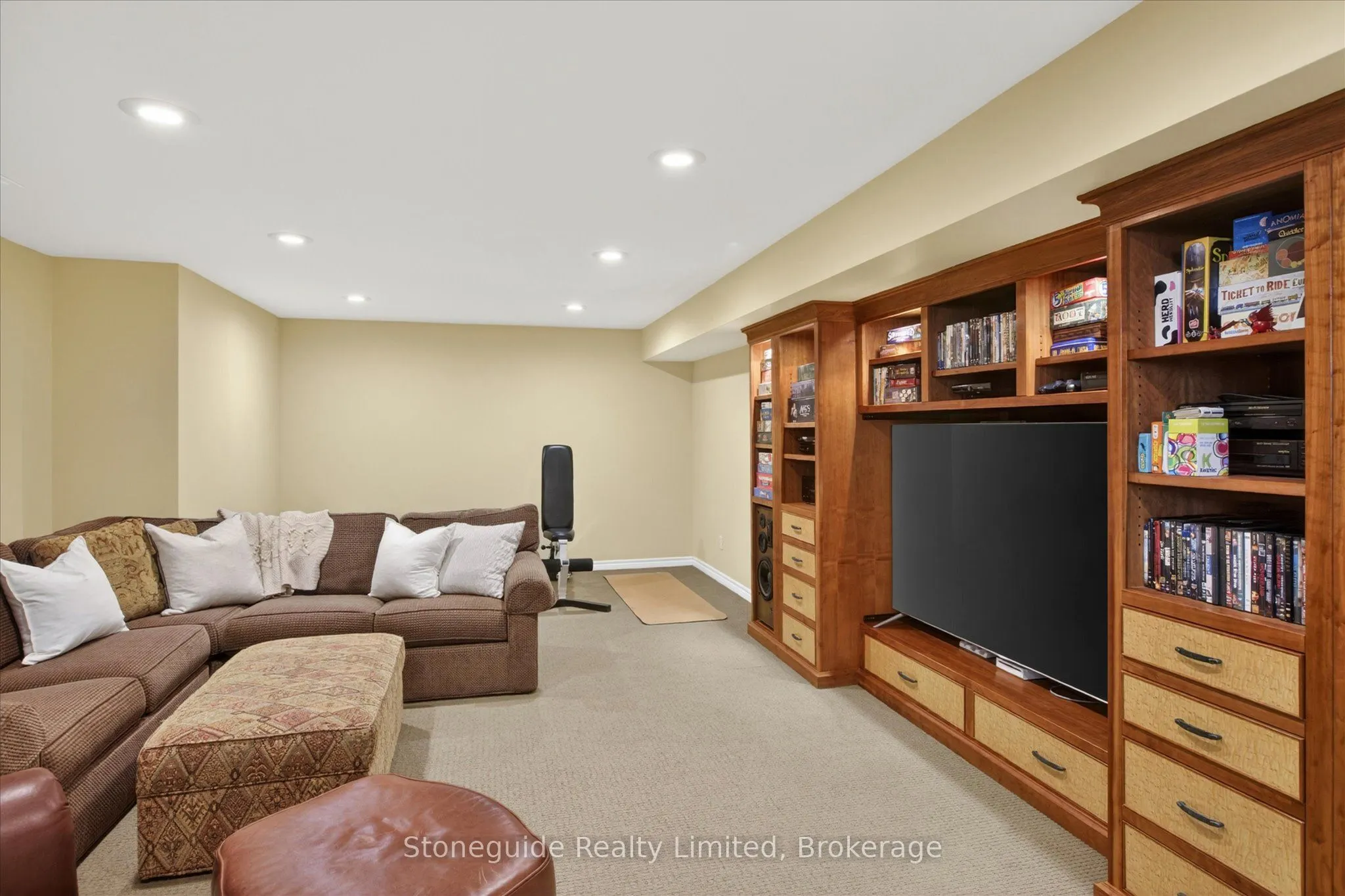 1580 College Park Drive
