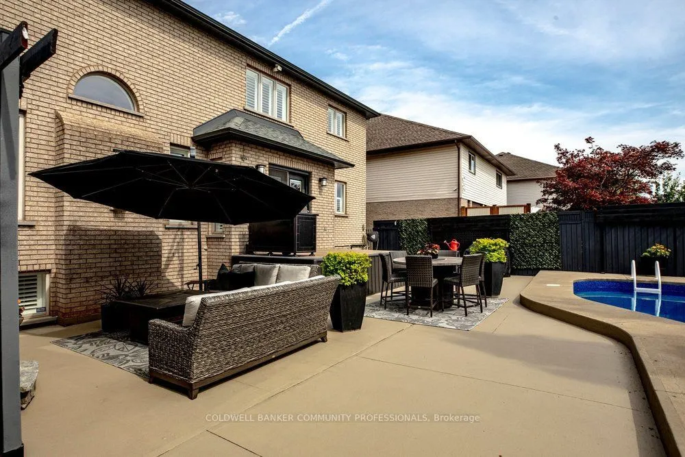 55 Chianti Crescent