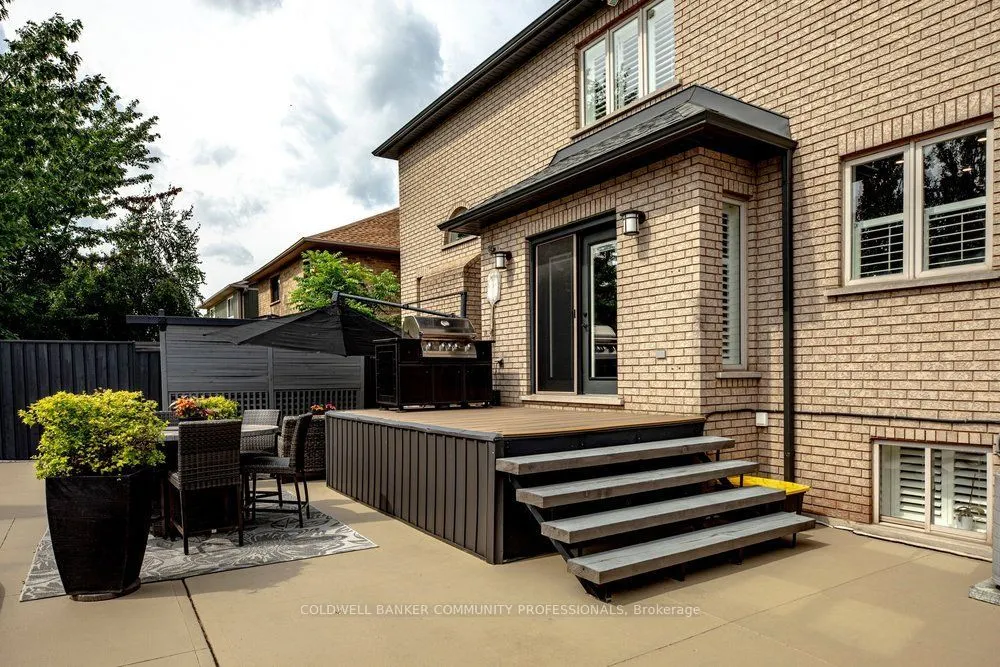 55 Chianti Crescent