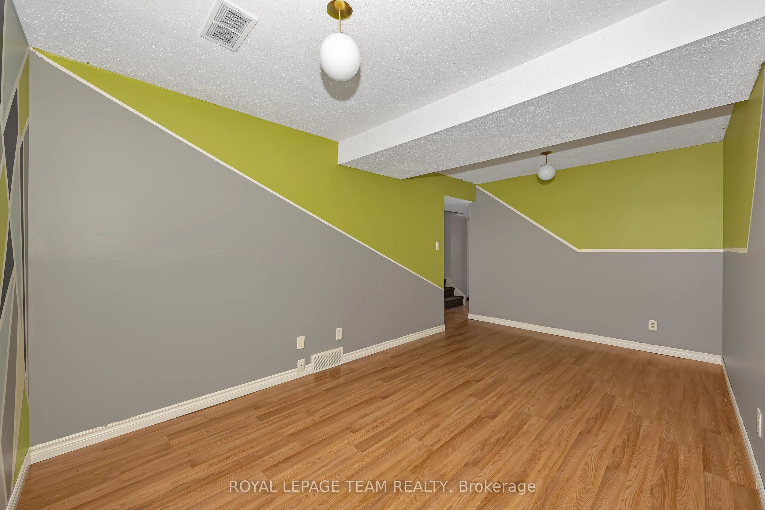 284 Dalehurst Drive #D
