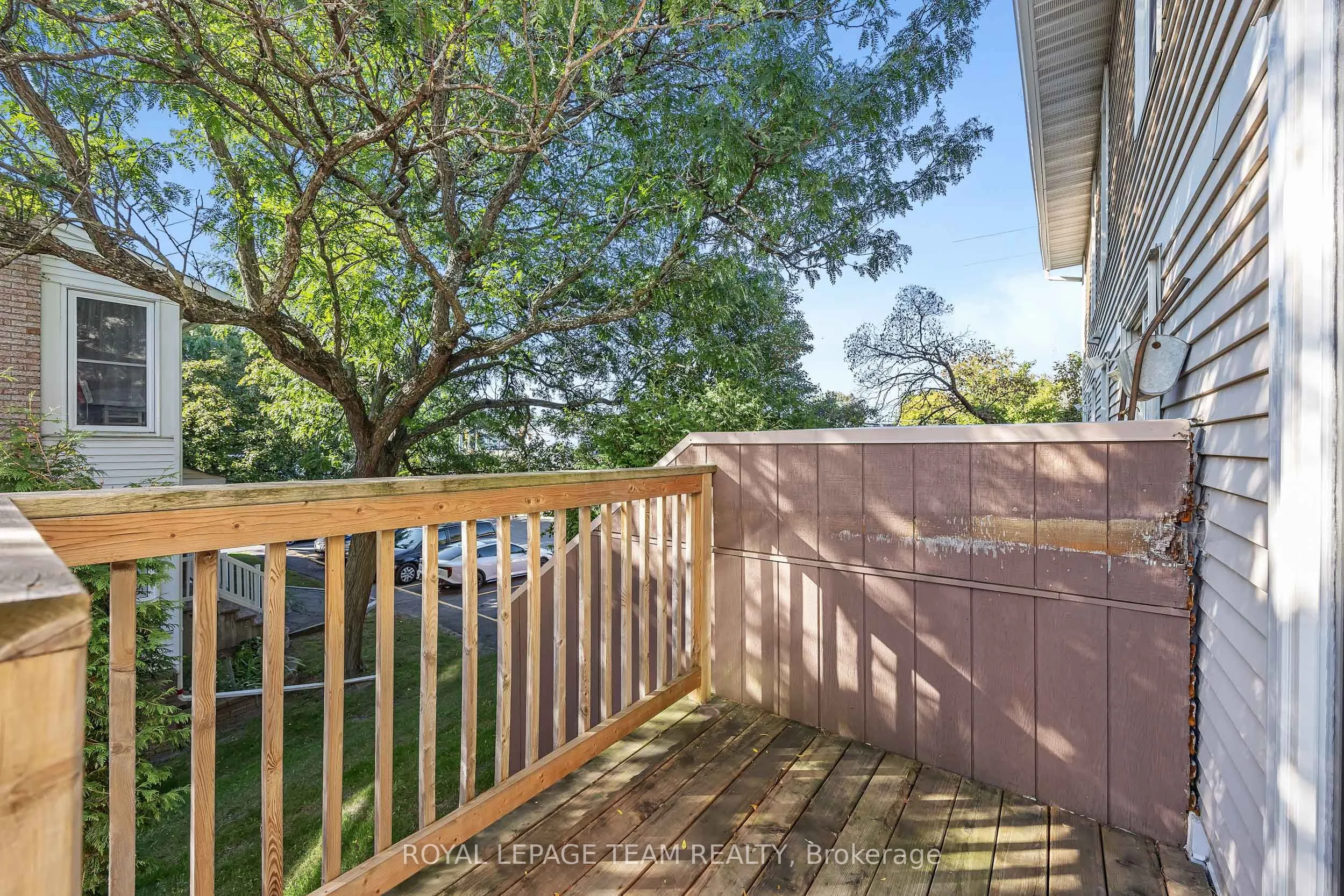 284 Dalehurst Drive #D