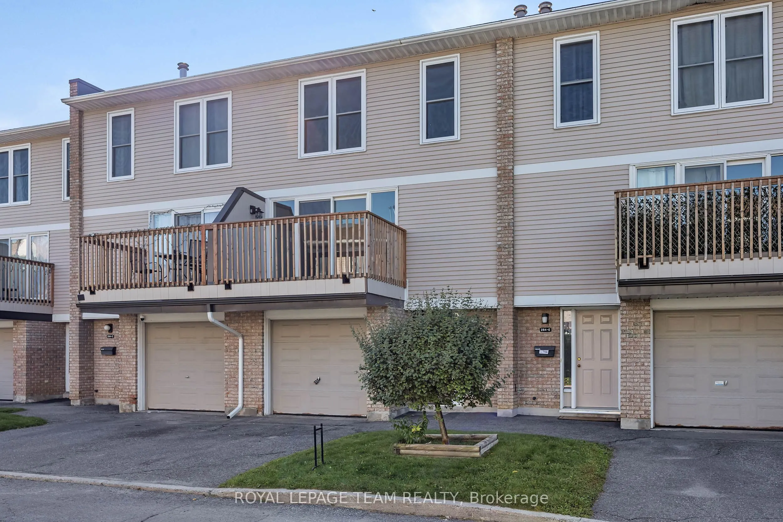 284 Dalehurst Drive #D