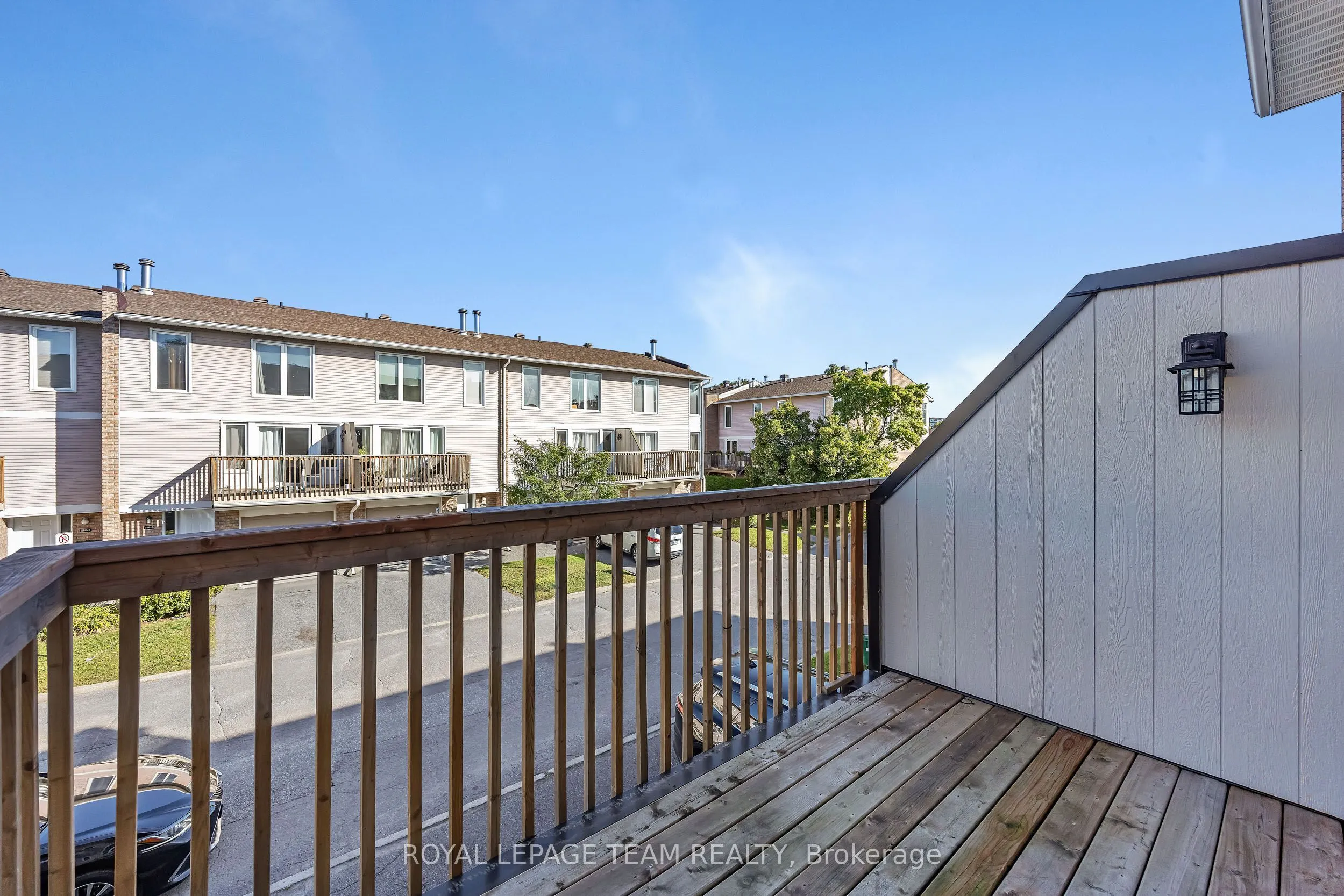 284 Dalehurst Drive #D
