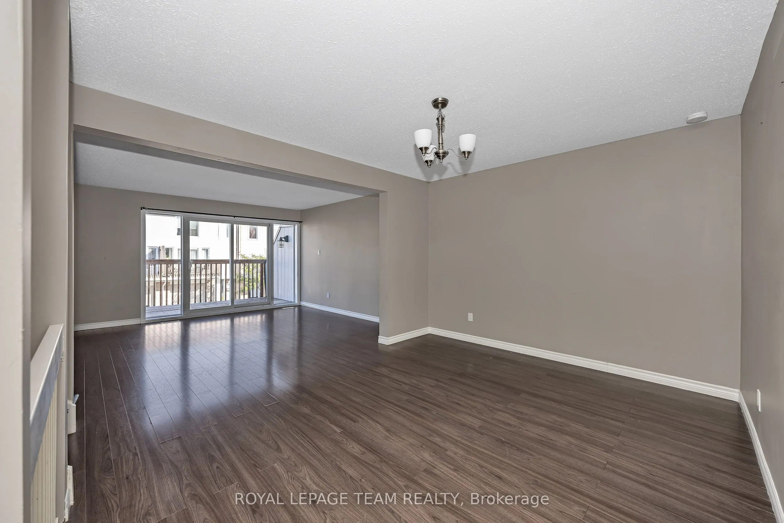 284 Dalehurst Drive #D