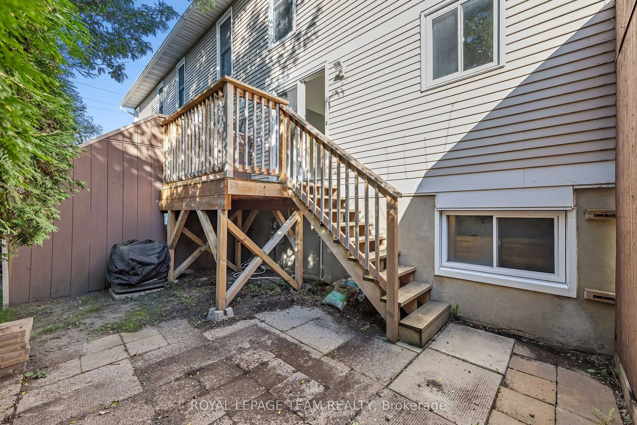 284 Dalehurst Drive #D