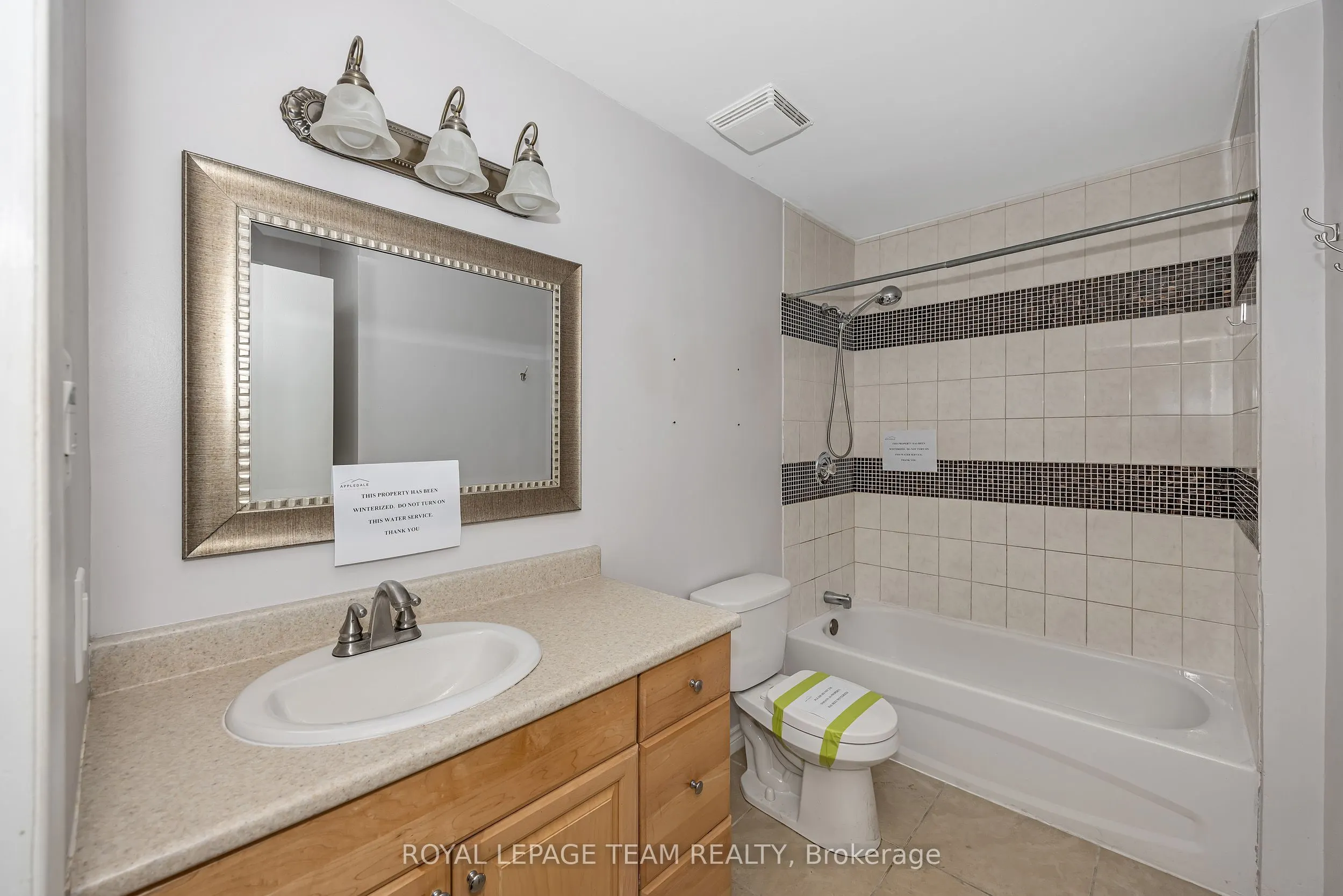 284 Dalehurst Drive #D