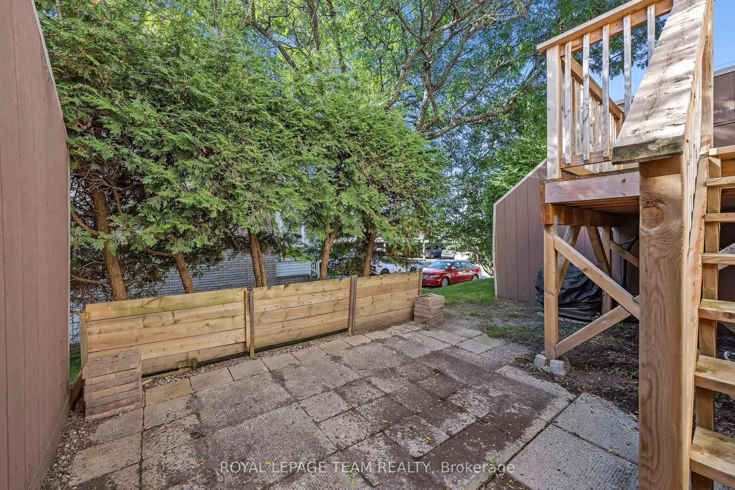 284 Dalehurst Drive #D