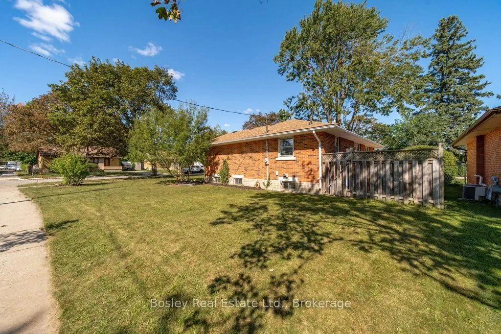 18 Maywood Road