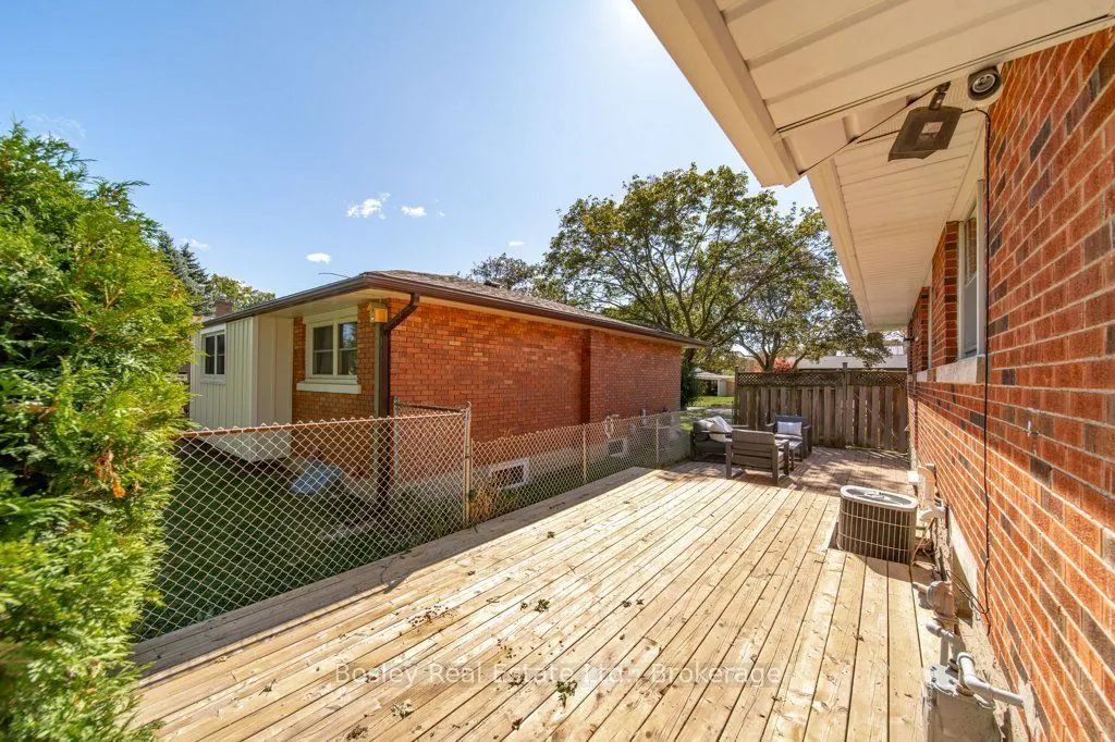 18 Maywood Road