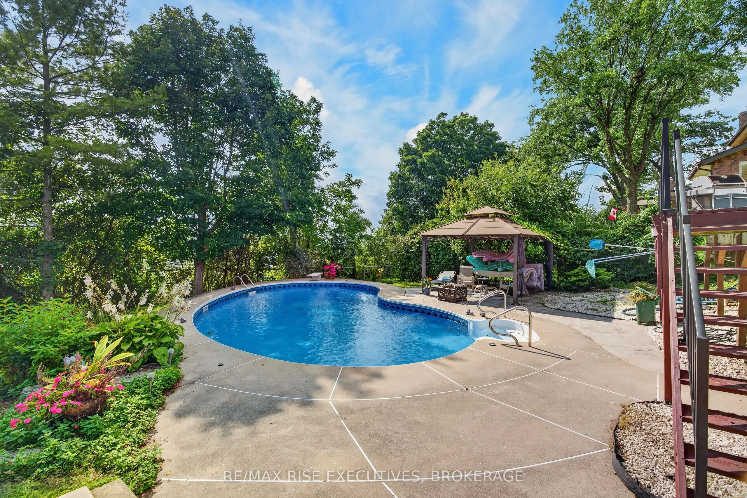 601 Forest Hill Drive