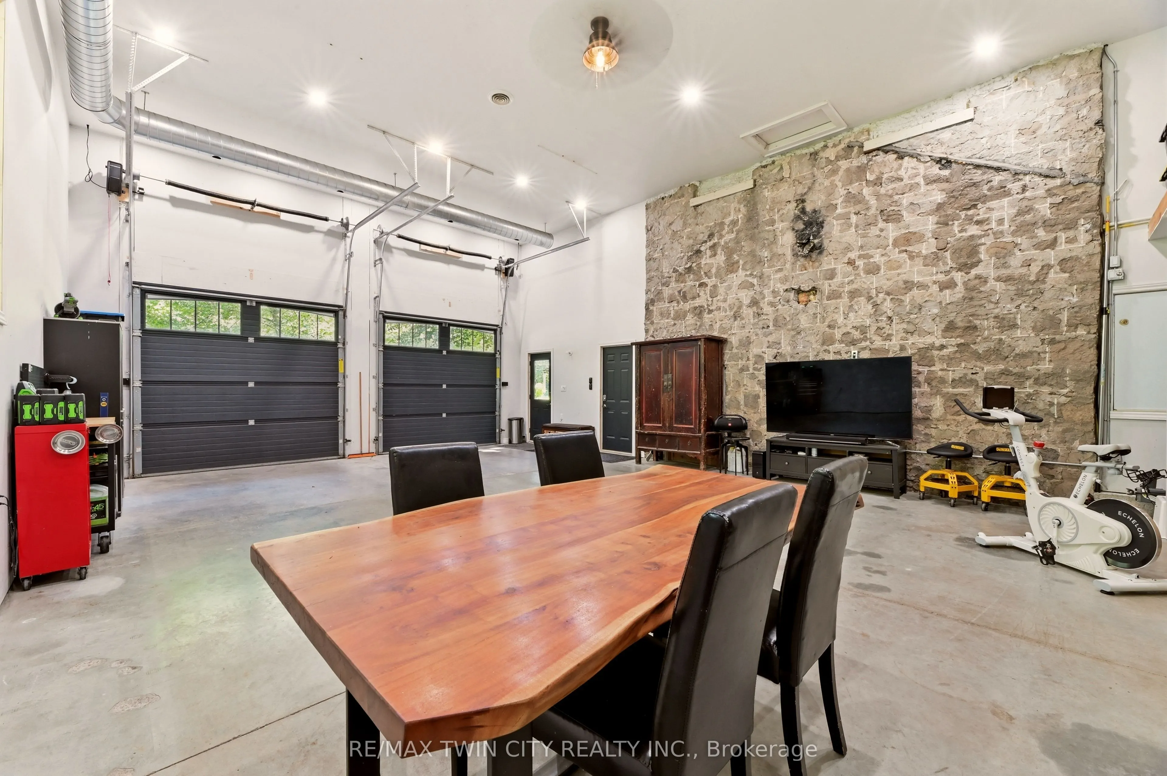 25 Dunbar Street