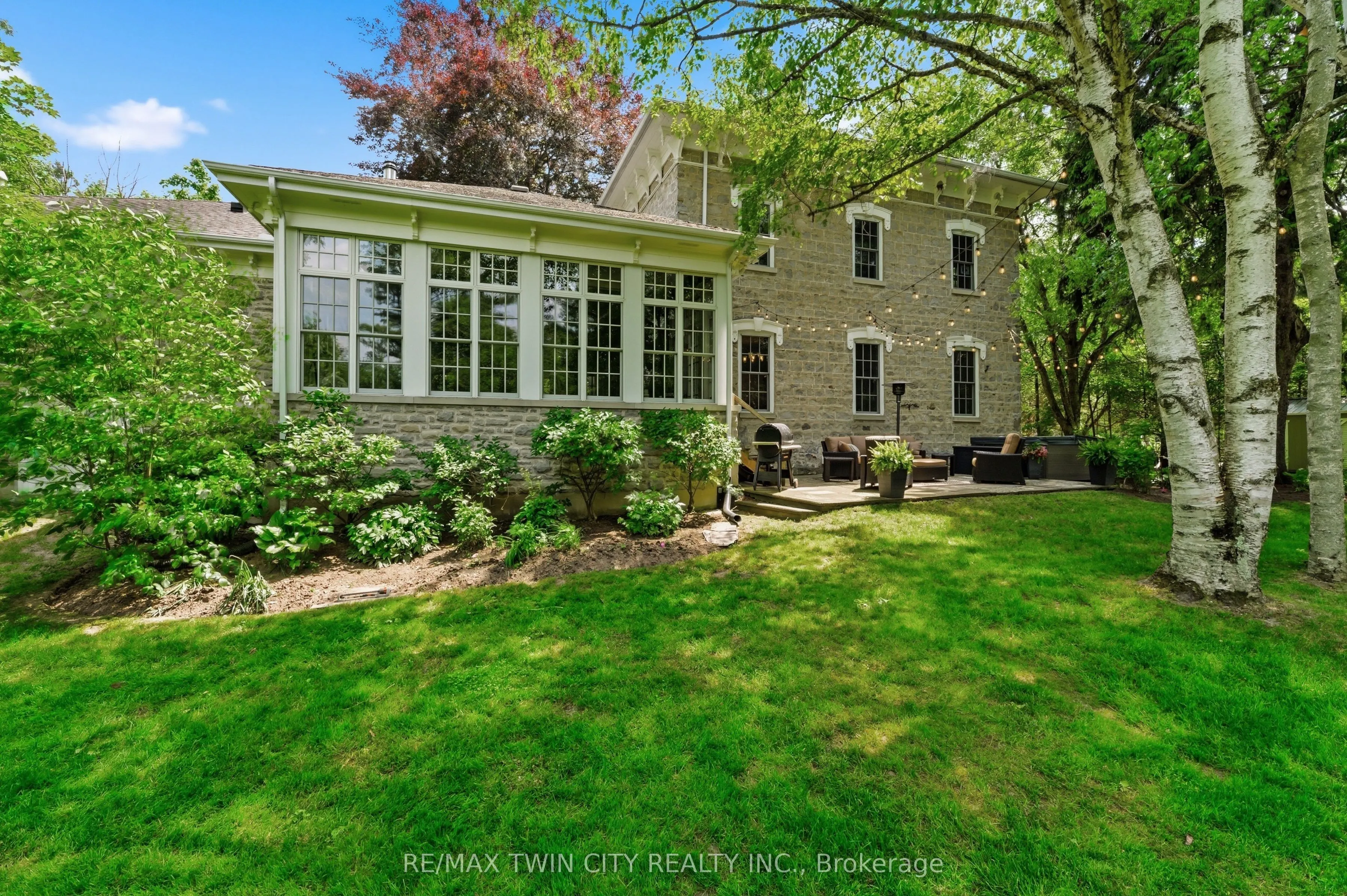 25 Dunbar Street